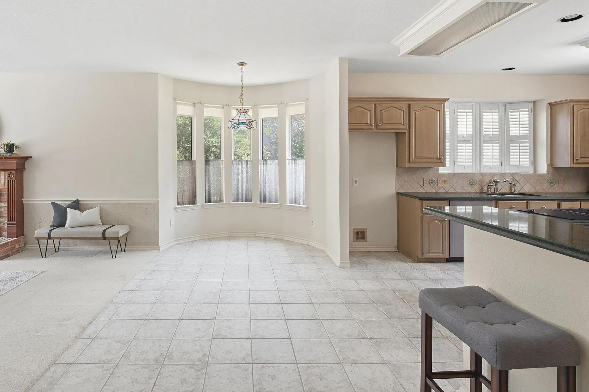 Single Family Residence For Sale in Collin County , 657 Oakdale Drive, Plano, Texas 75025, 4 Bedroom, 4 Bathroom, 3 Garage spaces, 3,845 Sqft, built in 1990, mls#21365272, Real Estate Agent in Plano, Homes For Sale in Collin county, Homes For Sale in Plano, Realtor in Plano Texas, Real Estate Brokerage Independent Realty Texas, Luminita Cordes Realtor