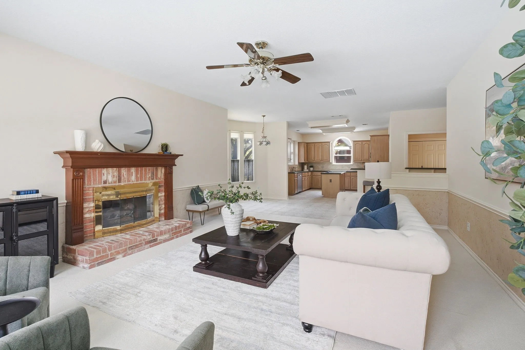 Single Family Residence For Sale in Collin County , 657 Oakdale Drive, Plano, Texas 75025, 4 Bedroom, 4 Bathroom, 3 Garage spaces, 3,845 Sqft, built in 1990, mls#21365272, Real Estate Agent in Plano, Homes For Sale in Collin county, Homes For Sale in Plano, Realtor in Plano Texas, Real Estate Brokerage Independent Realty Texas, Luminita Cordes Realtor