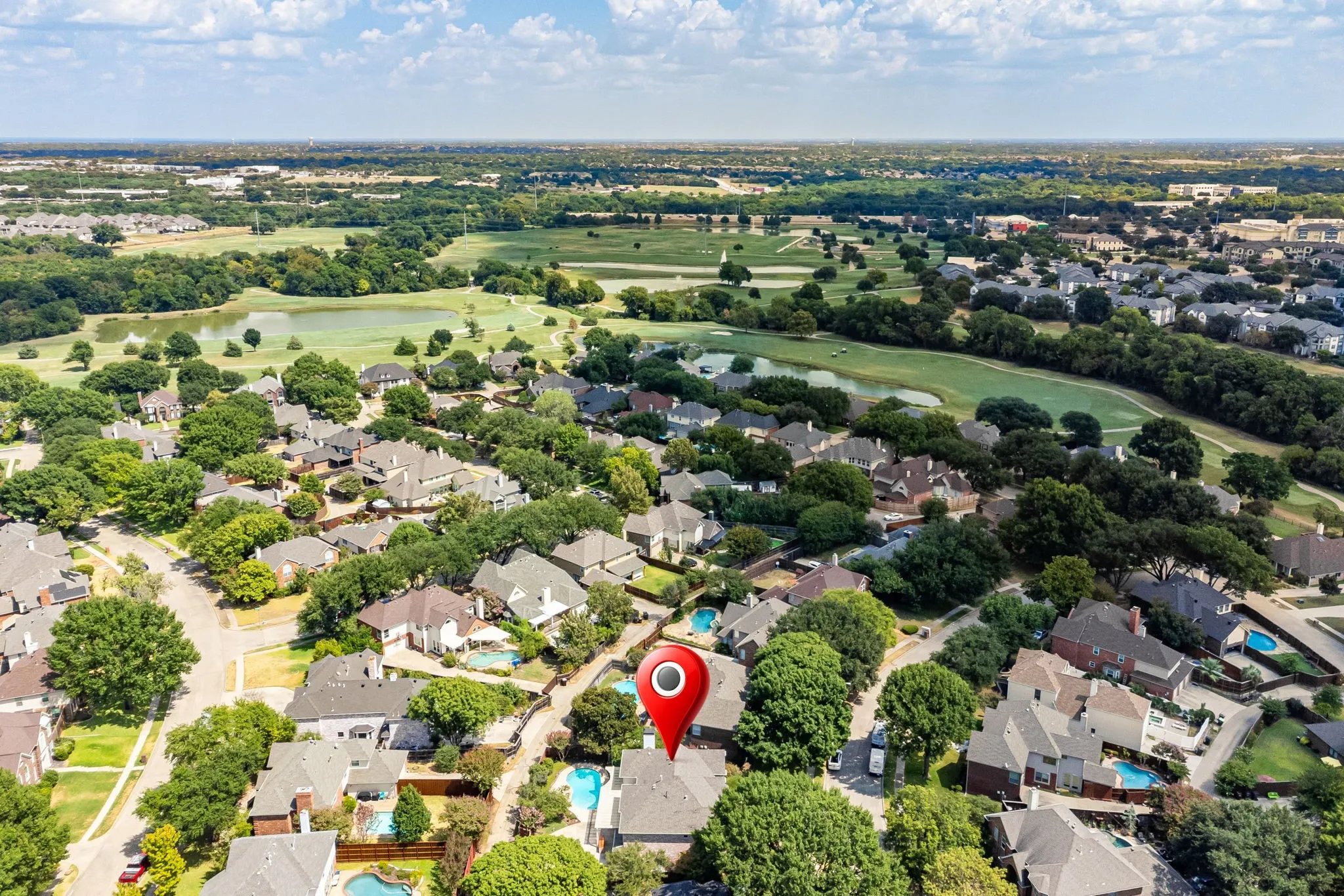 Single Family Residence For Sale in Collin County , 657 Oakdale Drive, Plano, Texas 75025, 4 Bedroom, 4 Bathroom, 3 Garage spaces, 3,845 Sqft, built in 1990, mls#21365272, Real Estate Agent in Plano, Homes For Sale in Collin county, Homes For Sale in Plano, Realtor in Plano Texas, Real Estate Brokerage Independent Realty Texas, Luminita Cordes Realtor