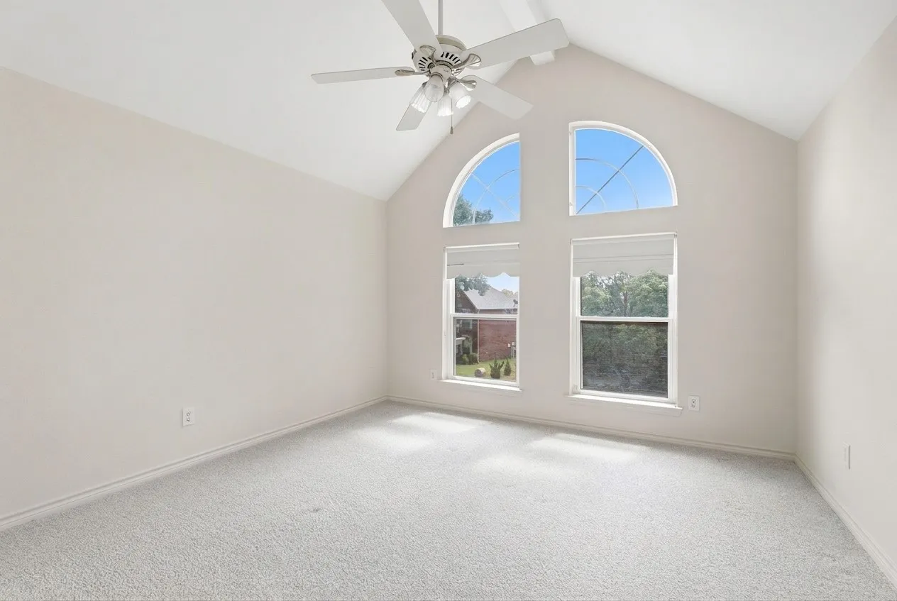 Single Family Residence For Sale in Collin County , 657 Oakdale Drive, Plano, Texas 75025, 4 Bedroom, 4 Bathroom, 3 Garage spaces, 3,845 Sqft, built in 1990, mls#21365272, Real Estate Agent in Plano, Homes For Sale in Collin county, Homes For Sale in Plano, Realtor in Plano Texas, Real Estate Brokerage Independent Realty Texas, Luminita Cordes Realtor