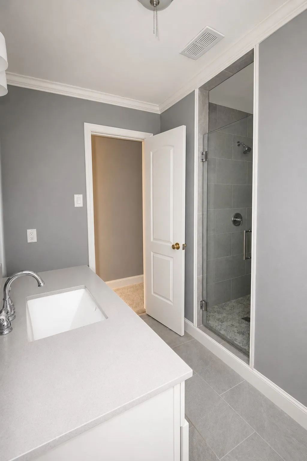 SECONDARY BATH