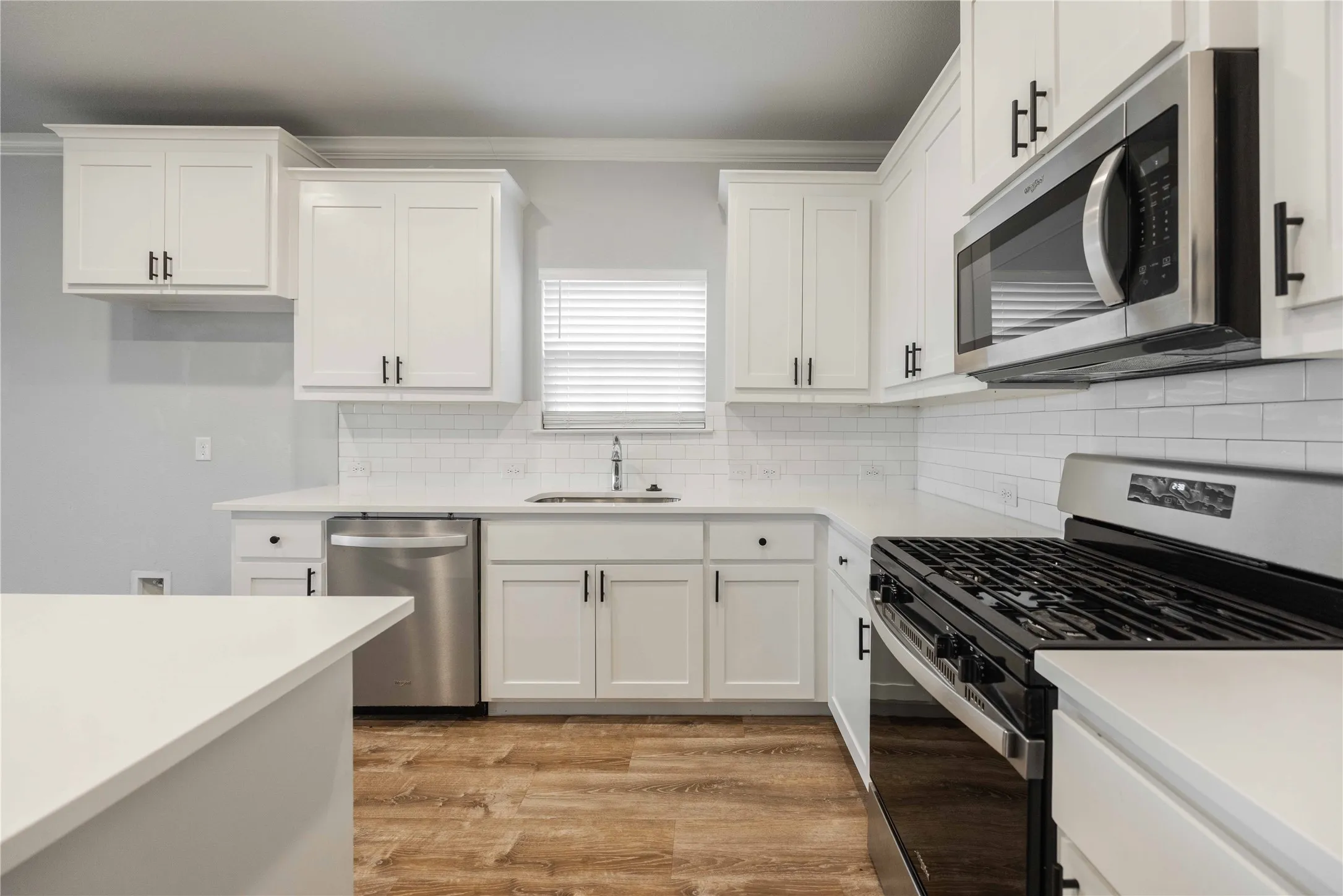 Single Family Residence For Rent in Collin County , 354 Rock Acre Drive, Lavon, Texas 75166, 4 Bedroom, 2 Bathroom, 2 Garage spaces, 2,700 Sqft, built in 2022, mls#21376059, Real Estate Agent in Lavon, Homes For Rent in Collin county, Homes For Rent in Lavon, Realtor in Lavon Texas, Real Estate Brokerage Independent Realty Texas, Luminita Cordes Realtor