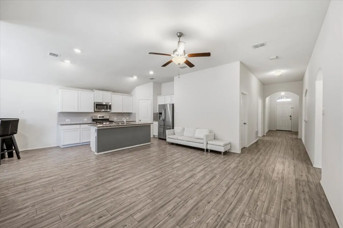 Single Family Residence For Sale in Denton County , 14437 Leadrope Circle, Fort Worth, Texas 76052, 4 Bedroom, 2 Bathroom, 2 Garage spaces, 1,852 Sqft, built in 2019, mls#21369980, Real Estate Agent in Fort Worth, Homes For Sale in Denton county, Homes For Sale in Fort Worth, Realtor in Fort Worth Texas, Real Estate Brokerage Independent Realty Texas, Luminita Cordes Realtor