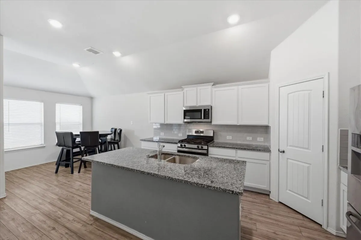 Single Family Residence For Sale in Denton County , 14437 Leadrope Circle, Fort Worth, Texas 76052, 4 Bedroom, 2 Bathroom, 2 Garage spaces, 1,852 Sqft, built in 2019, mls#21369980, Real Estate Agent in Fort Worth, Homes For Sale in Denton county, Homes For Sale in Fort Worth, Realtor in Fort Worth Texas, Real Estate Brokerage Independent Realty Texas, Luminita Cordes Realtor