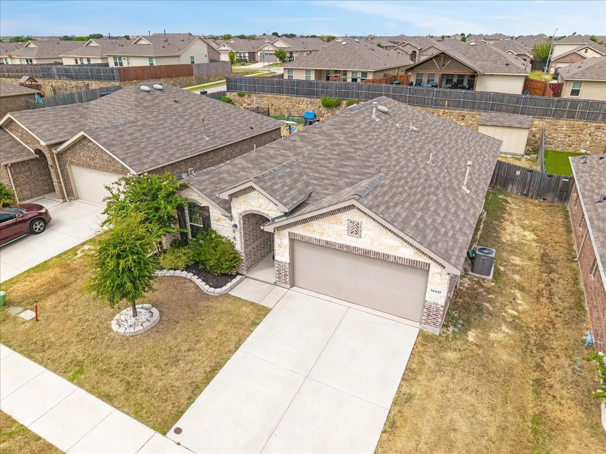 Single Family Residence For Sale in Denton County , 14437 Leadrope Circle, Fort Worth, Texas 76052, 4 Bedroom, 2 Bathroom, 2 Garage spaces, 1,852 Sqft, built in 2019, mls#21369980, Real Estate Agent in Fort Worth, Homes For Sale in Denton county, Homes For Sale in Fort Worth, Realtor in Fort Worth Texas, Real Estate Brokerage Independent Realty Texas, Luminita Cordes Realtor