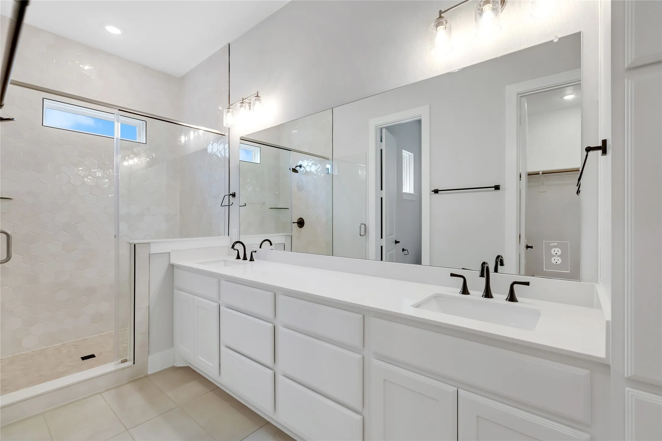 Townhouse For Rent in Denton County , 4345 Newman Boulevard, Frisco, Texas 75033, 3 Bedroom, 3 Bathroom, 1 Garage spaces, 2,395 Sqft, built in 2025, mls#21376064, Real Estate Agent in Frisco, Homes For Rent in Denton county, Homes For Rent in Frisco, Realtor in Frisco Texas, Real Estate Brokerage Independent Realty Texas, Luminita Cordes Realtor