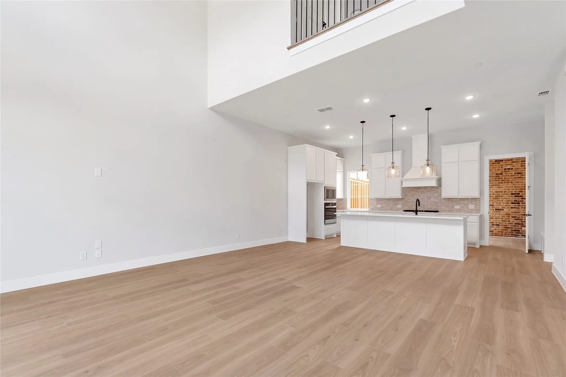 Townhouse For Rent in Denton County , 4345 Newman Boulevard, Frisco, Texas 75033, 3 Bedroom, 3 Bathroom, 1 Garage spaces, 2,395 Sqft, built in 2025, mls#21376064, Real Estate Agent in Frisco, Homes For Rent in Denton county, Homes For Rent in Frisco, Realtor in Frisco Texas, Real Estate Brokerage Independent Realty Texas, Luminita Cordes Realtor