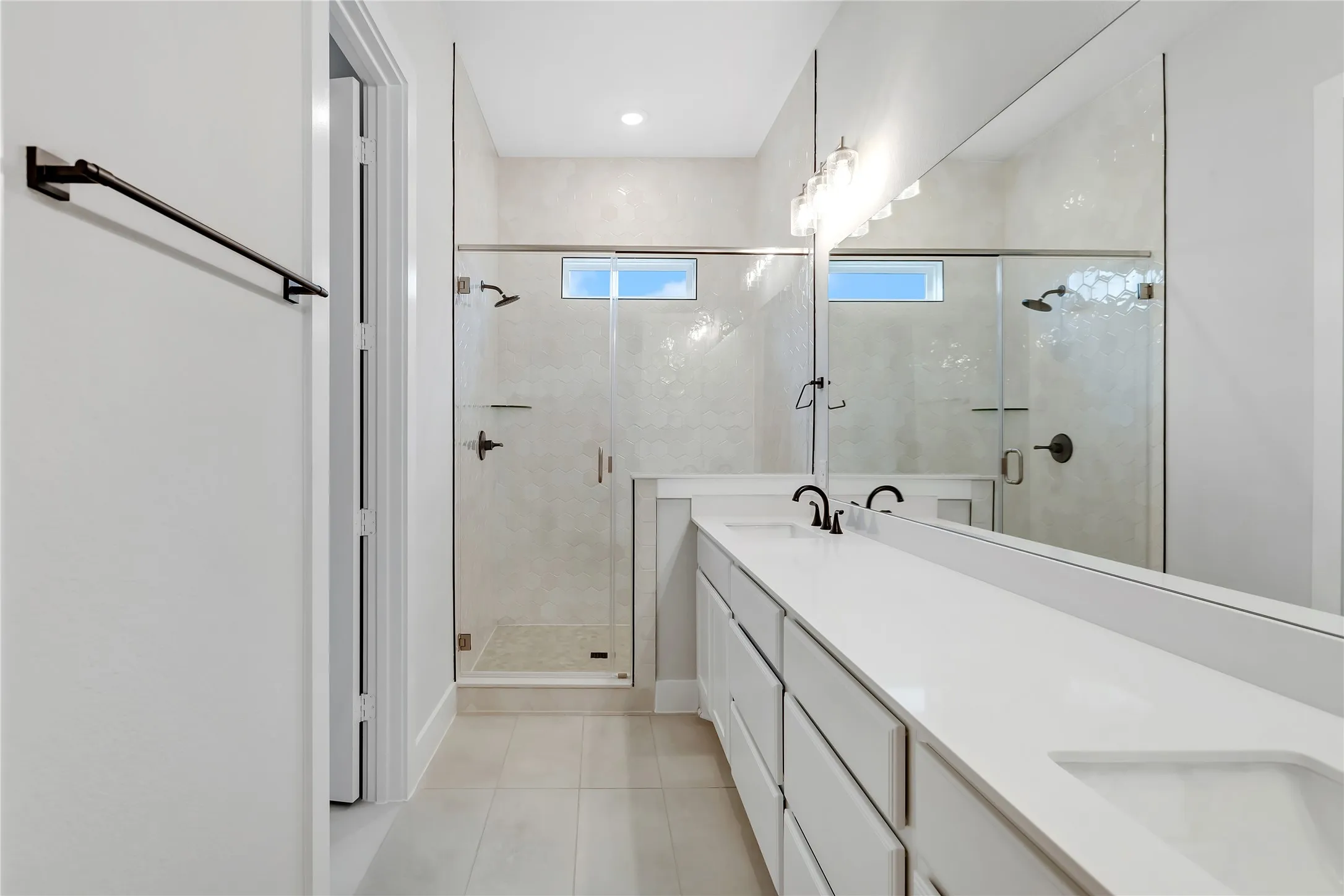 Townhouse For Rent in Denton County , 4345 Newman Boulevard, Frisco, Texas 75033, 3 Bedroom, 3 Bathroom, 1 Garage spaces, 2,395 Sqft, built in 2025, mls#21376064, Real Estate Agent in Frisco, Homes For Rent in Denton county, Homes For Rent in Frisco, Realtor in Frisco Texas, Real Estate Brokerage Independent Realty Texas, Luminita Cordes Realtor