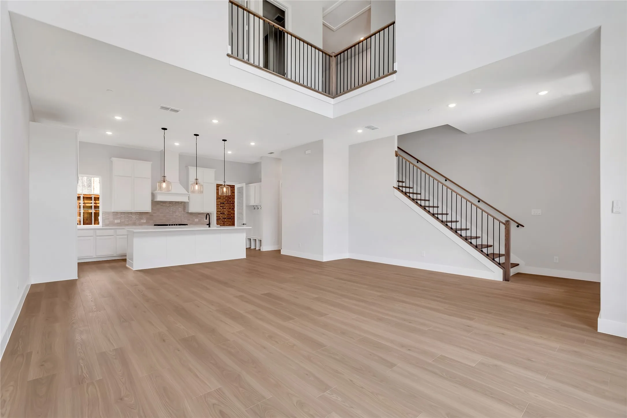 Townhouse For Rent in Denton County , 4345 Newman Boulevard, Frisco, Texas 75033, 3 Bedroom, 3 Bathroom, 1 Garage spaces, 2,395 Sqft, built in 2025, mls#21376064, Real Estate Agent in Frisco, Homes For Rent in Denton county, Homes For Rent in Frisco, Realtor in Frisco Texas, Real Estate Brokerage Independent Realty Texas, Luminita Cordes Realtor