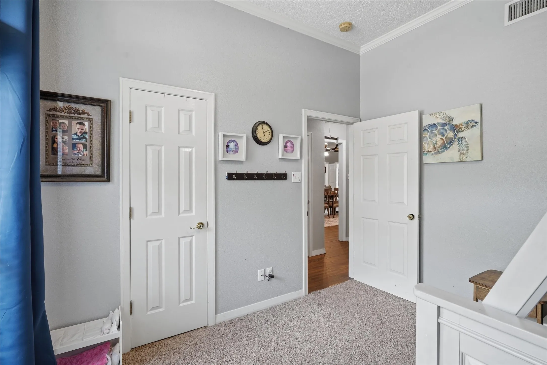 Single Family Residence For Sale in Tarrant County , 7501 Meadowside Road, Fort Worth, Texas 76132, 4 Bedroom, 2 Bathroom, 2 Garage spaces, 2,418 Sqft, built in 1992, mls#21376057, Real Estate Agent in Fort Worth, Homes For Sale in Tarrant county, Homes For Sale in Fort Worth, Realtor in Fort Worth Texas, Real Estate Brokerage Independent Realty Texas, Luminita Cordes Realtor