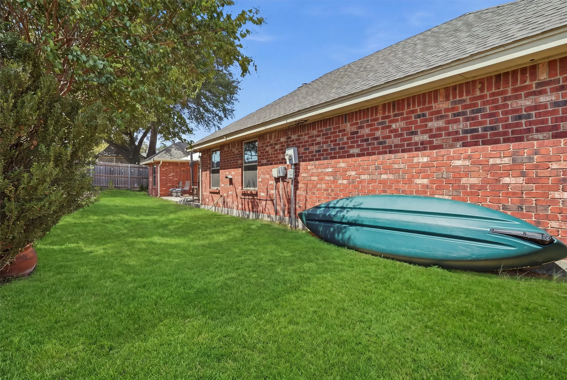 Single Family Residence For Sale in Tarrant County , 7501 Meadowside Road, Fort Worth, Texas 76132, 4 Bedroom, 2 Bathroom, 2 Garage spaces, 2,418 Sqft, built in 1992, mls#21376057, Real Estate Agent in Fort Worth, Homes For Sale in Tarrant county, Homes For Sale in Fort Worth, Realtor in Fort Worth Texas, Real Estate Brokerage Independent Realty Texas, Luminita Cordes Realtor