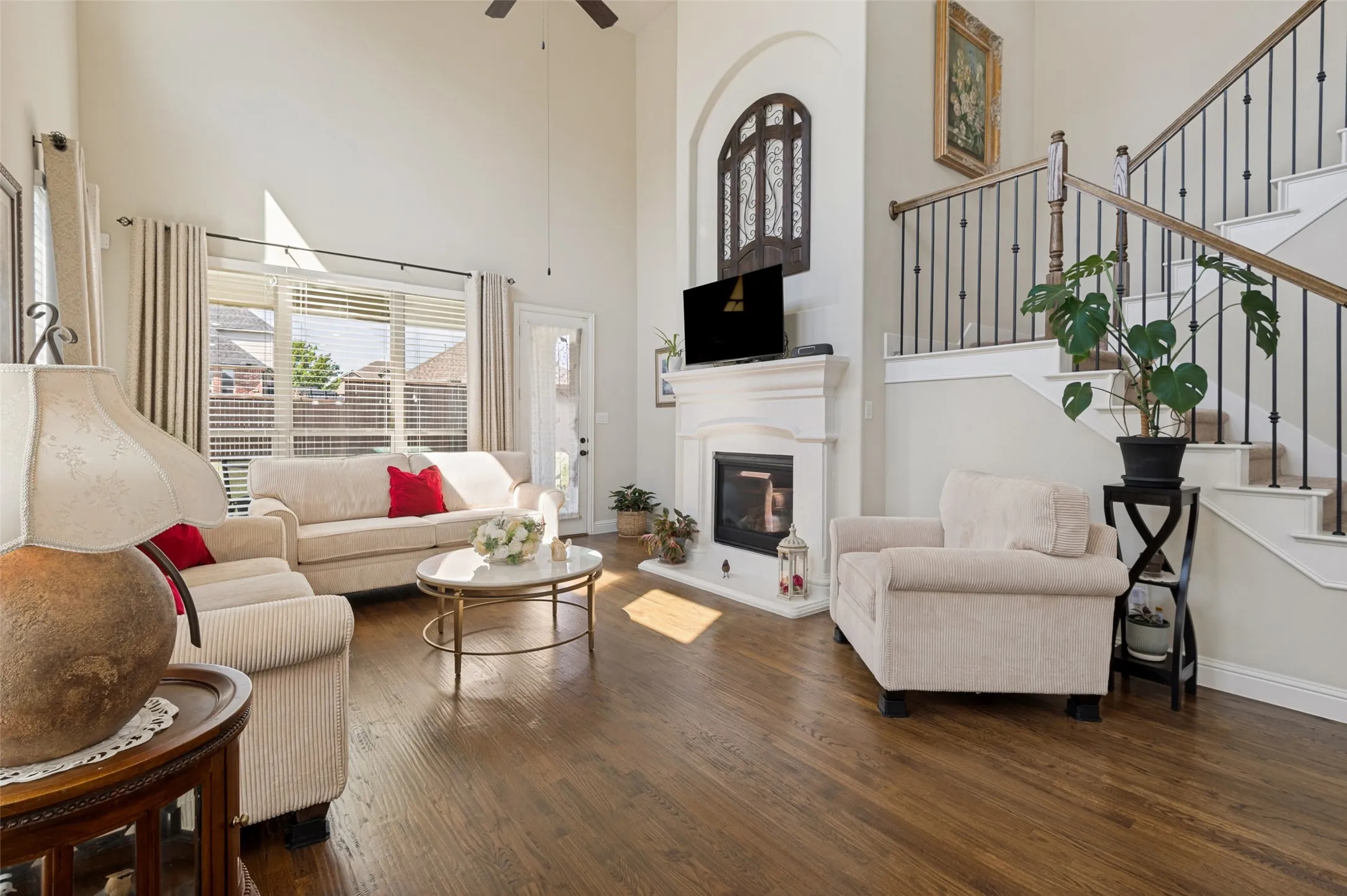 Single Family Residence For Sale in Tarrant County , 3307 Willow Brook Drive, Mansfield, Texas 76063, 3 Bedroom, 3 Bathroom, 2 Garage spaces, 3,003 Sqft, built in 2017, mls#21371770, Real Estate Agent in Mansfield, Homes For Sale in Tarrant county, Homes For Sale in Mansfield, Realtor in Mansfield Texas, Real Estate Brokerage Independent Realty Texas, Luminita Cordes Realtor