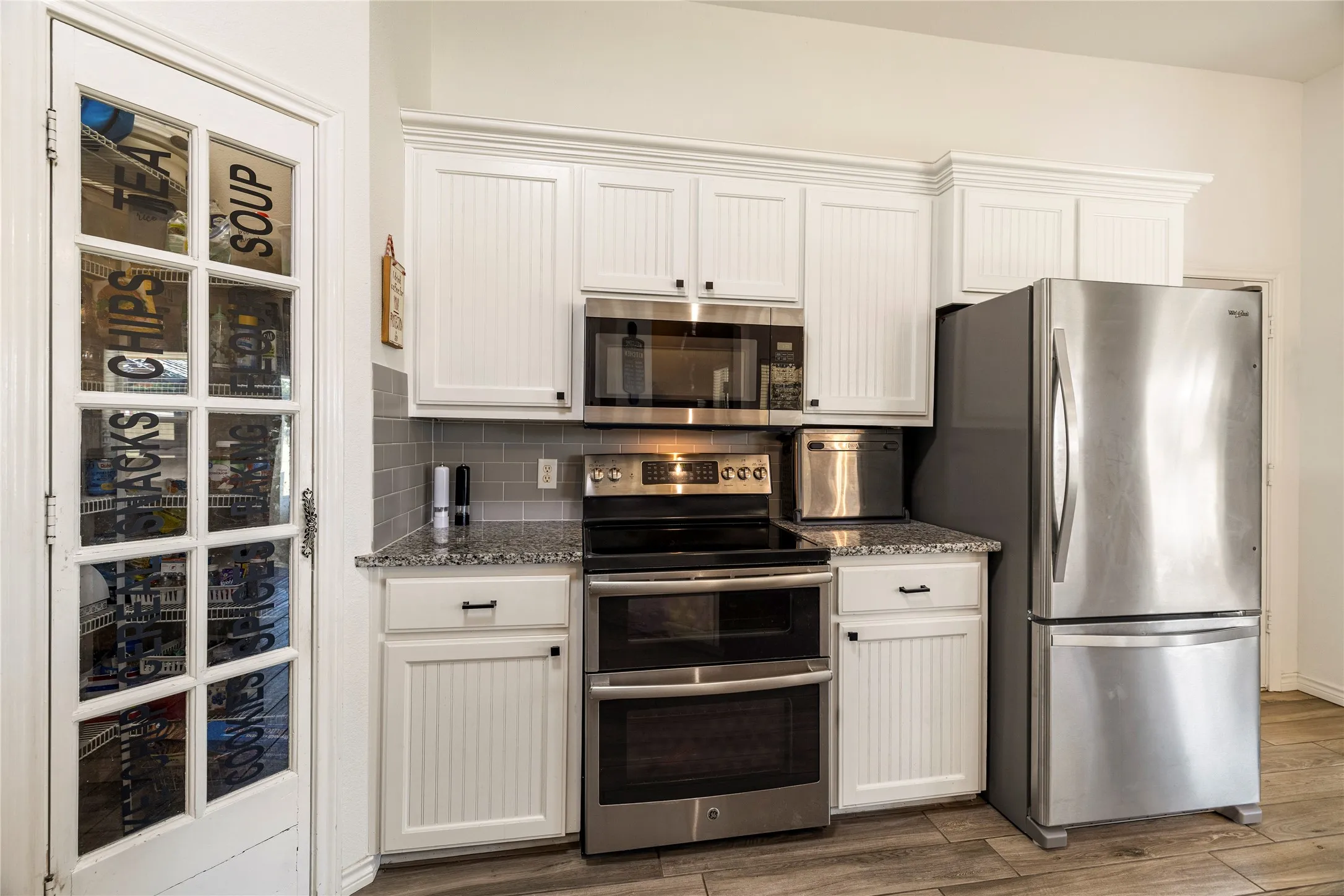 Single Family Residence For Sale in Hunt County , 6287 Bridle Trail, Caddo Mills, Texas 75135, 3 Bedroom, 2 Bathroom, 2 Garage spaces, 2,016 Sqft, built in 2006, mls#21375702, Real Estate Agent in Caddo Mills, Homes For Sale in Hunt county, Homes For Sale in Caddo Mills, Realtor in Caddo Mills Texas, Real Estate Brokerage Independent Realty Texas, Luminita Cordes Realtor