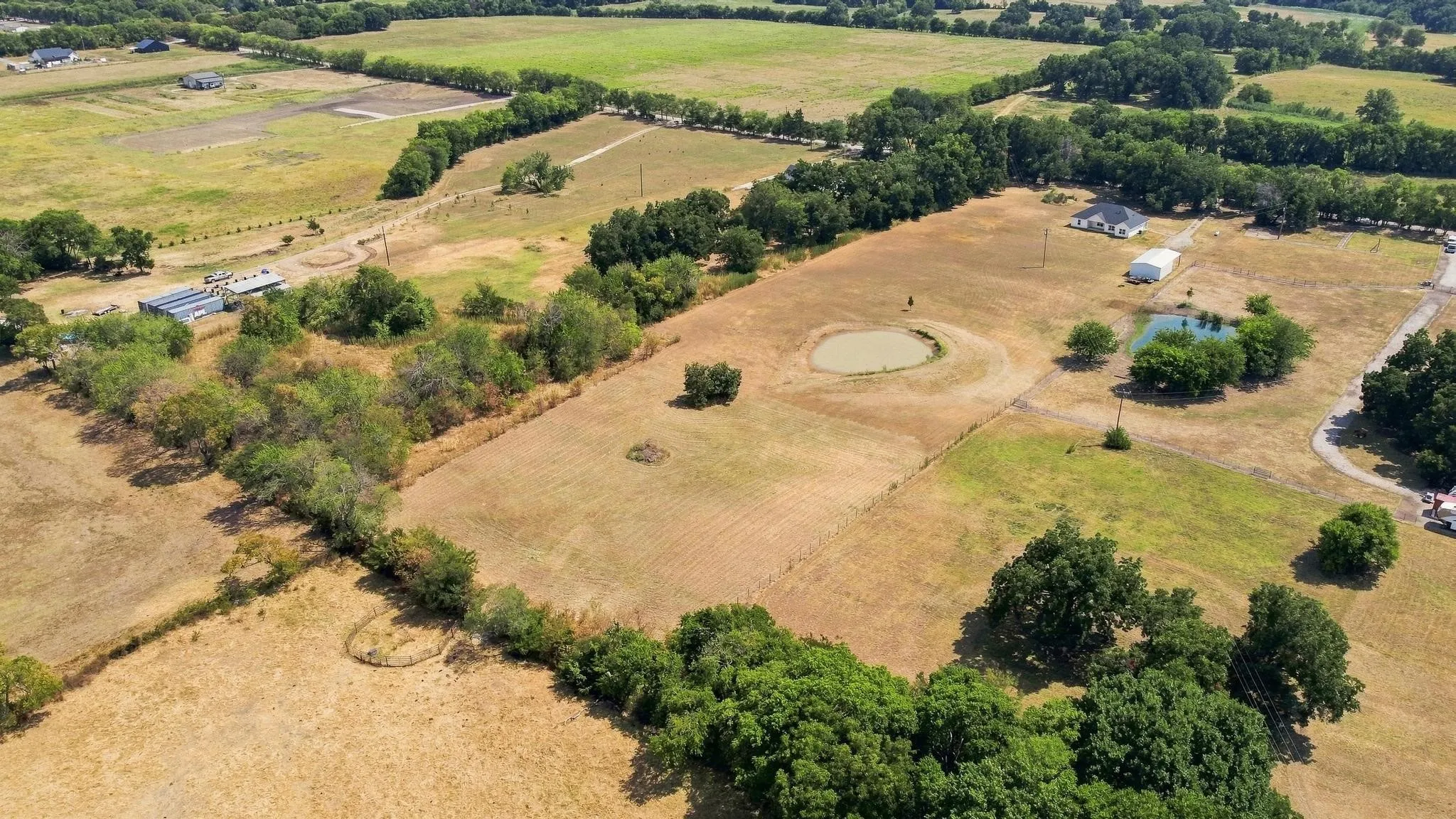 Single Family Residence For Sale in Fannin County , 1350 County Road 4040, Ector, Texas 75479, 4 Bedroom, 3 Bathroom, 2 Garage spaces, 2,016 Sqft, built in 2023, mls#21372190, Real Estate Agent in Ector, Homes For Sale in Fannin county, Homes For Sale in Ector, Realtor in Ector Texas, Real Estate Brokerage Independent Realty Texas, Luminita Cordes Realtor