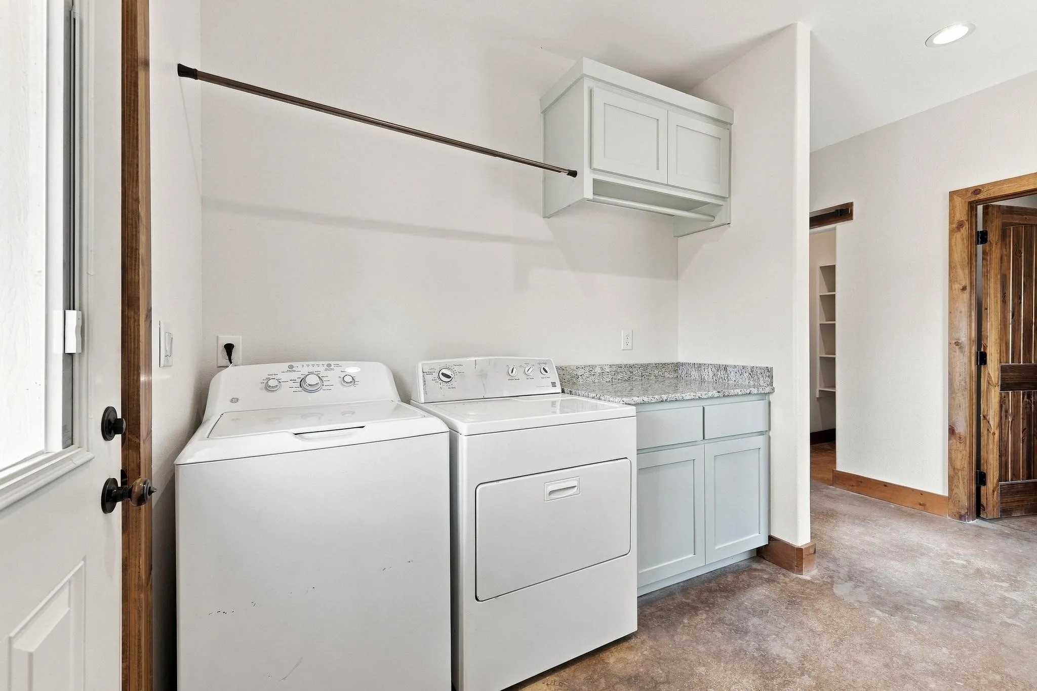 Single Family Residence For Sale in Fannin County , 1350 County Road 4040, Ector, Texas 75479, 4 Bedroom, 3 Bathroom, 2 Garage spaces, 2,016 Sqft, built in 2023, mls#21372190, Real Estate Agent in Ector, Homes For Sale in Fannin county, Homes For Sale in Ector, Realtor in Ector Texas, Real Estate Brokerage Independent Realty Texas, Luminita Cordes Realtor