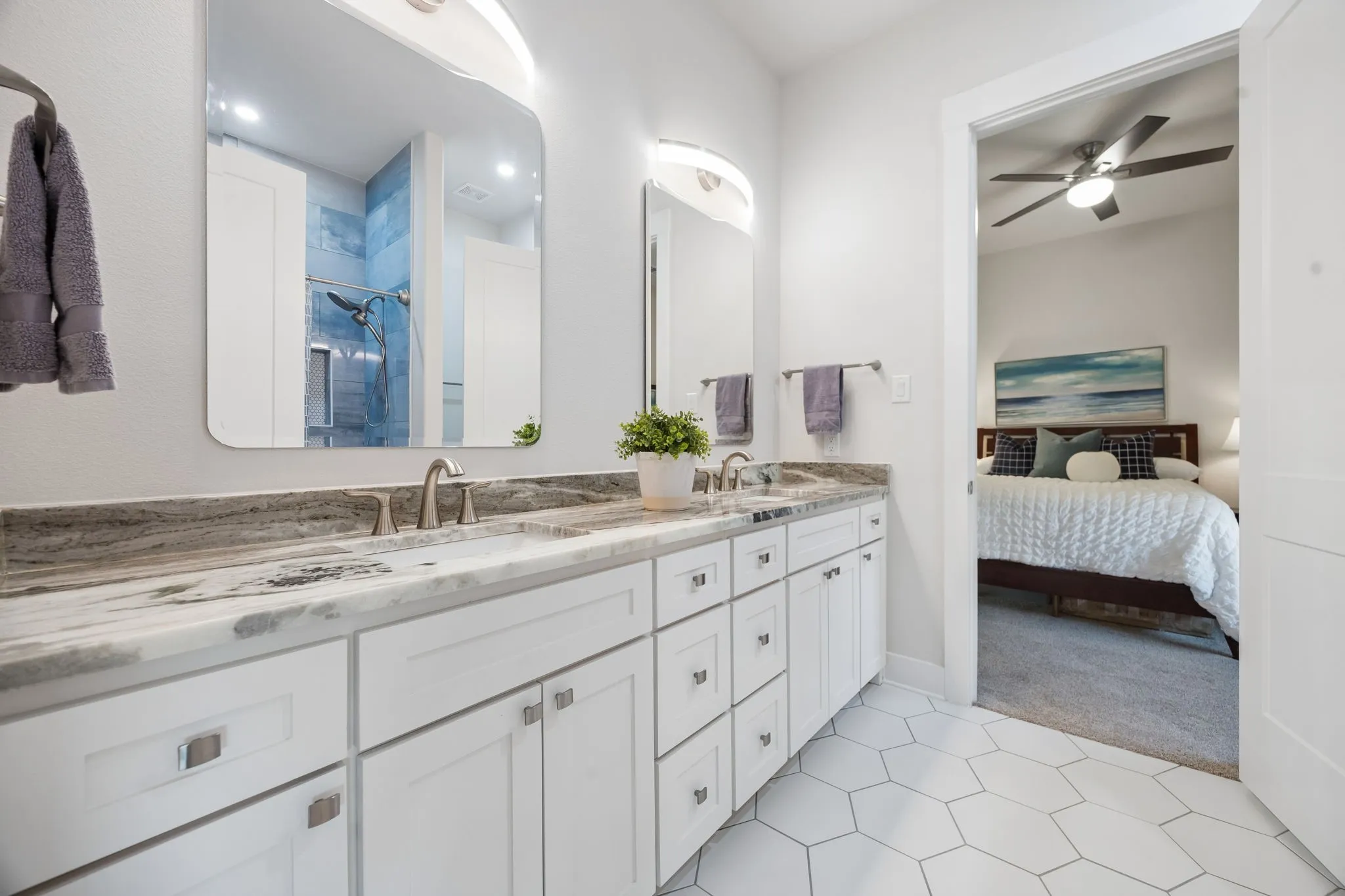 Single Family Residence For Sale in Denton County , 5008 Crown Court, Sanger, Texas 76266, 3 Bedroom, 3 Bathroom, 2 Garage spaces, 2,432 Sqft, built in 2021, mls#21370990, Real Estate Agent in Sanger, Homes For Sale in Denton county, Homes For Sale in Sanger, Realtor in Sanger Texas, Real Estate Brokerage Independent Realty Texas, Luminita Cordes Realtor