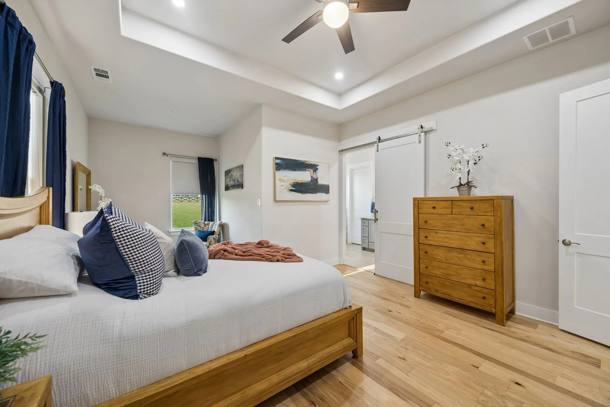 Single Family Residence For Sale in Denton County , 5008 Crown Court, Sanger, Texas 76266, 3 Bedroom, 3 Bathroom, 2 Garage spaces, 2,432 Sqft, built in 2021, mls#21370990, Real Estate Agent in Sanger, Homes For Sale in Denton county, Homes For Sale in Sanger, Realtor in Sanger Texas, Real Estate Brokerage Independent Realty Texas, Luminita Cordes Realtor