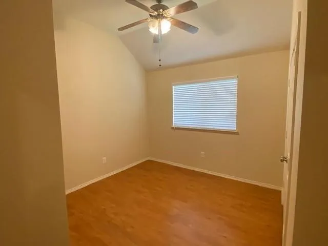 Single Family Residence For Rent in Tarrant County , 8841 Golden Sunset Trail, Fort Worth, Texas 76244, 4 Bedroom, 2 Bathroom, 2 Garage spaces, 2,106 Sqft, built in 2009, mls#21375987, Real Estate Agent in Fort Worth, Homes For Rent in Tarrant county, Homes For Rent in Fort Worth, Realtor in Fort Worth Texas, Real Estate Brokerage Independent Realty Texas, Luminita Cordes Realtor