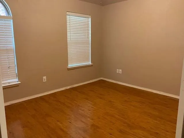Single Family Residence For Rent in Tarrant County , 8841 Golden Sunset Trail, Fort Worth, Texas 76244, 4 Bedroom, 2 Bathroom, 2 Garage spaces, 2,106 Sqft, built in 2009, mls#21375987, Real Estate Agent in Fort Worth, Homes For Rent in Tarrant county, Homes For Rent in Fort Worth, Realtor in Fort Worth Texas, Real Estate Brokerage Independent Realty Texas, Luminita Cordes Realtor
