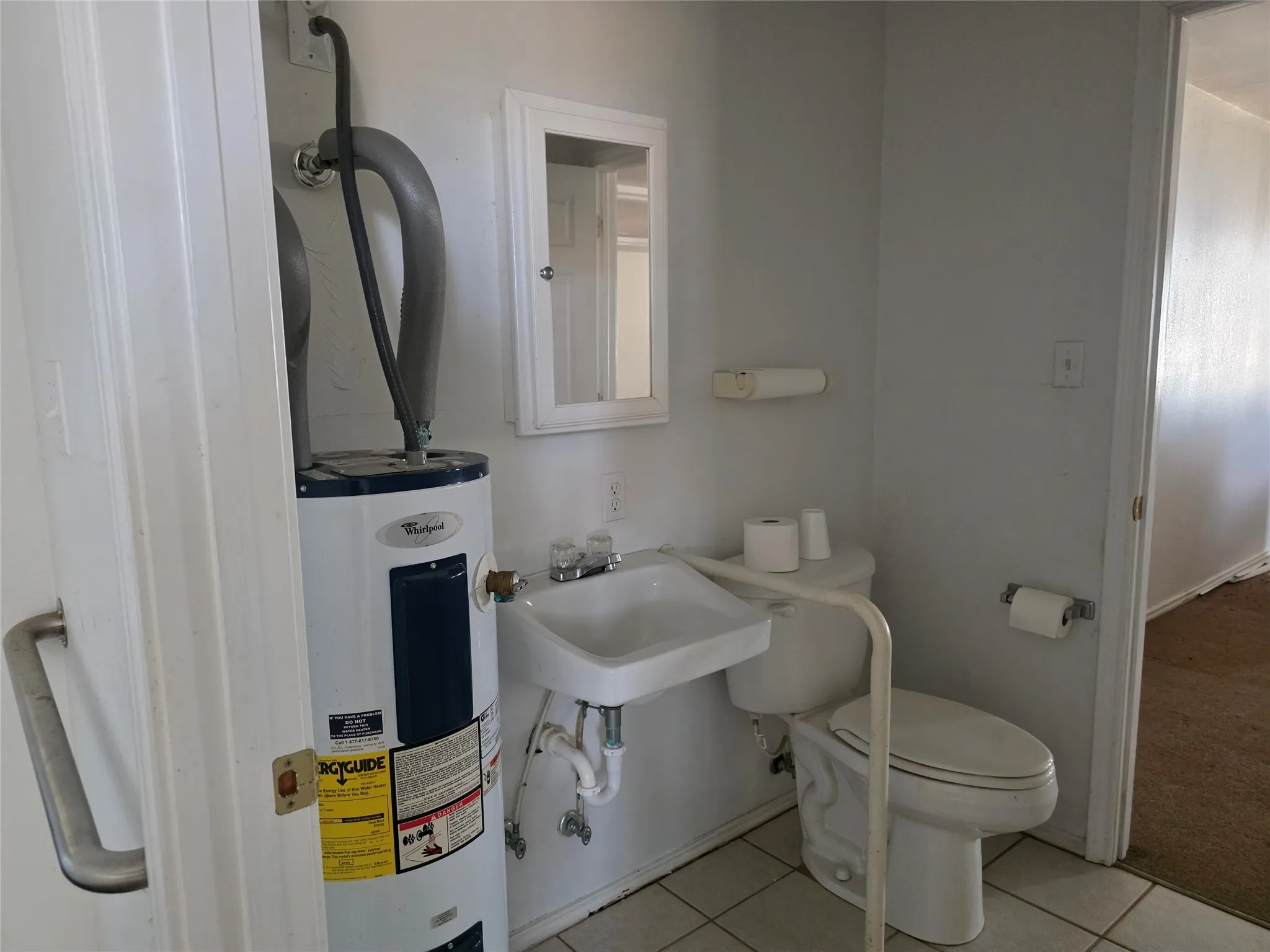 Mobile Home For Sale in Montague County , 1219 FM 2583, Bowie, Texas 76230, 3 Bedroom, 2 Bathroom, Garage spaces, 1,500 Sqft, built in 1980, mls#21376038, Real Estate Agent in Bowie, Homes For Sale in Montague county, Homes For Sale in Bowie, Realtor in Bowie Texas, Real Estate Brokerage Independent Realty Texas, Luminita Cordes Realtor