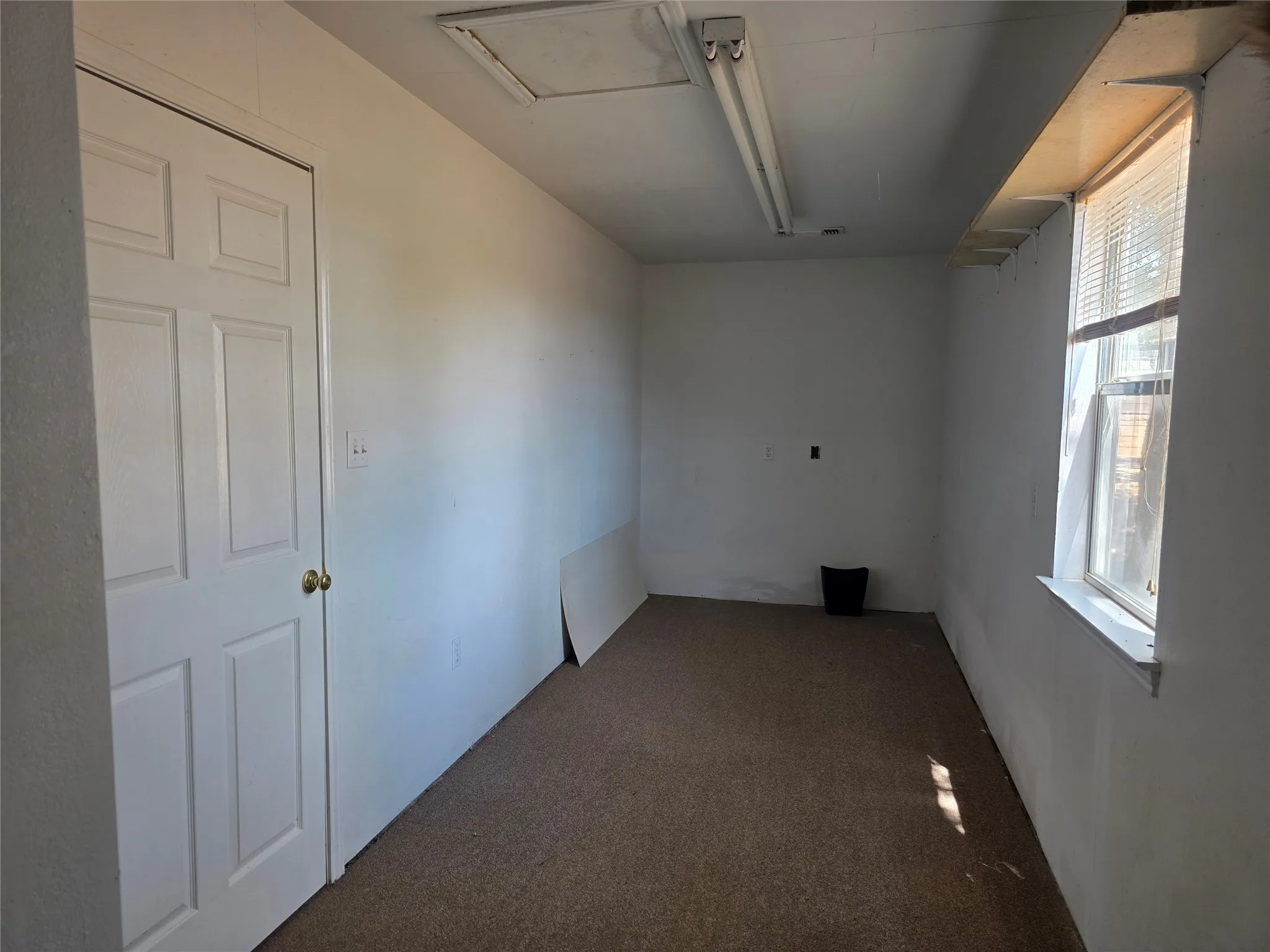 Mobile Home For Sale in Montague County , 1219 FM 2583, Bowie, Texas 76230, 3 Bedroom, 2 Bathroom, Garage spaces, 1,500 Sqft, built in 1980, mls#21376038, Real Estate Agent in Bowie, Homes For Sale in Montague county, Homes For Sale in Bowie, Realtor in Bowie Texas, Real Estate Brokerage Independent Realty Texas, Luminita Cordes Realtor