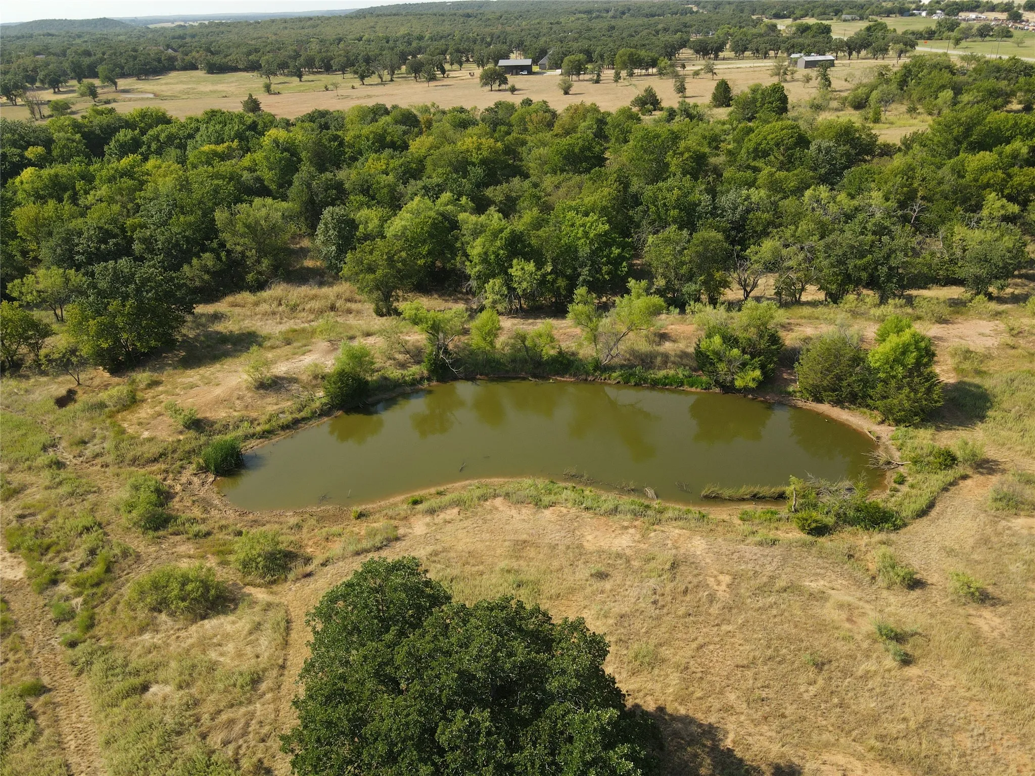 Mobile Home For Sale in Montague County , 1219 FM 2583, Bowie, Texas 76230, 3 Bedroom, 2 Bathroom, Garage spaces, 1,500 Sqft, built in 1980, mls#21376038, Real Estate Agent in Bowie, Homes For Sale in Montague county, Homes For Sale in Bowie, Realtor in Bowie Texas, Real Estate Brokerage Independent Realty Texas, Luminita Cordes Realtor
