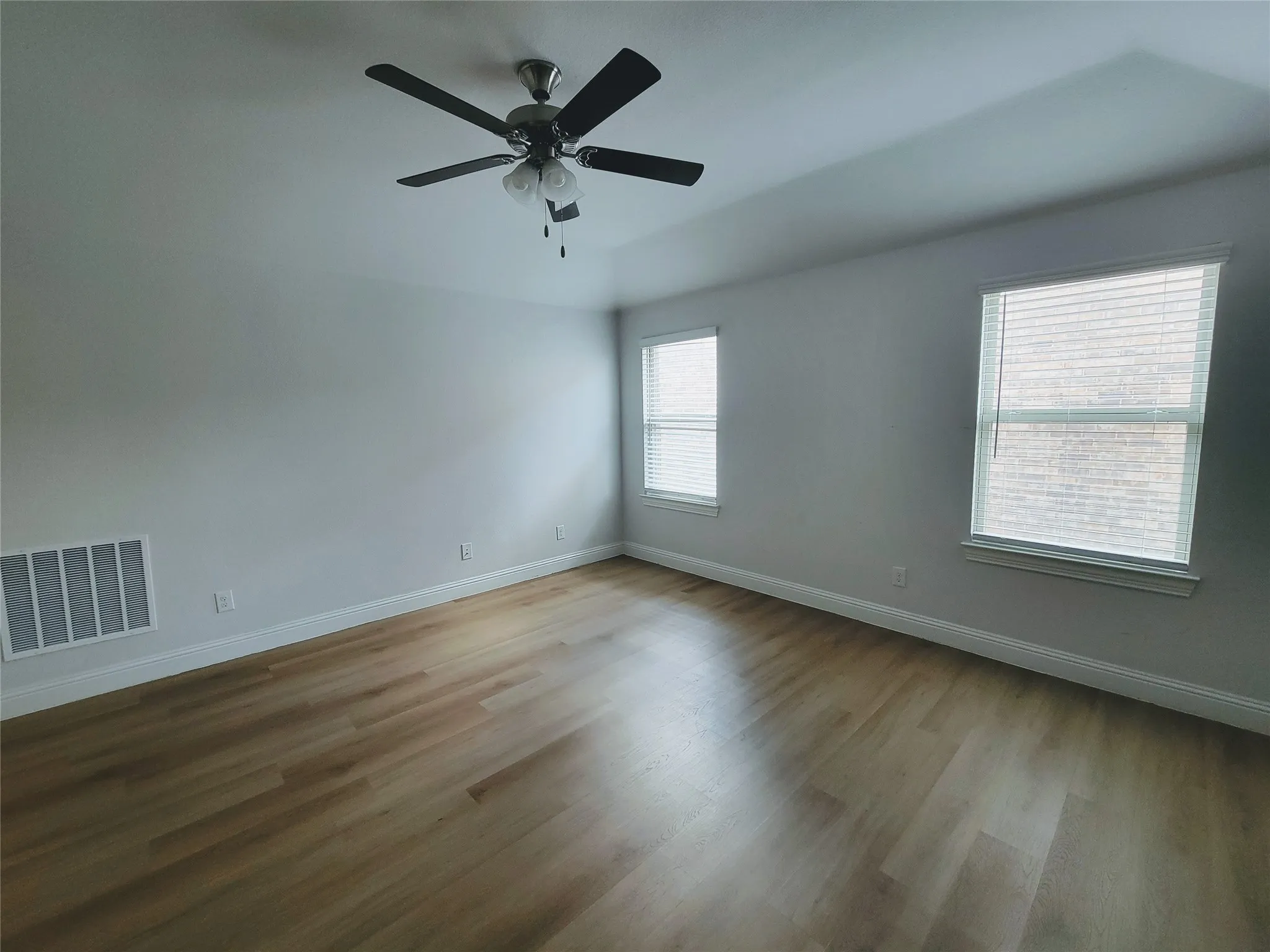 Single Family Residence For Rent in Collin County , 3814 Bastrop Street, Melissa, Texas 75454, 4 Bedroom, 3 Bathroom, 2 Garage spaces, 2,540 Sqft, built in 2018, mls#21375698, Real Estate Agent in Melissa, Homes For Rent in Collin county, Homes For Rent in Melissa, Realtor in Melissa Texas, Real Estate Brokerage Independent Realty Texas, Luminita Cordes Realtor