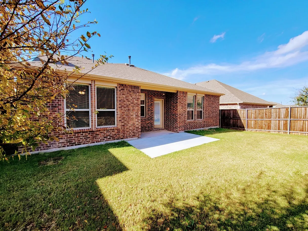 Single Family Residence For Rent in Collin County , 3814 Bastrop Street, Melissa, Texas 75454, 4 Bedroom, 3 Bathroom, 2 Garage spaces, 2,540 Sqft, built in 2018, mls#21375698, Real Estate Agent in Melissa, Homes For Rent in Collin county, Homes For Rent in Melissa, Realtor in Melissa Texas, Real Estate Brokerage Independent Realty Texas, Luminita Cordes Realtor