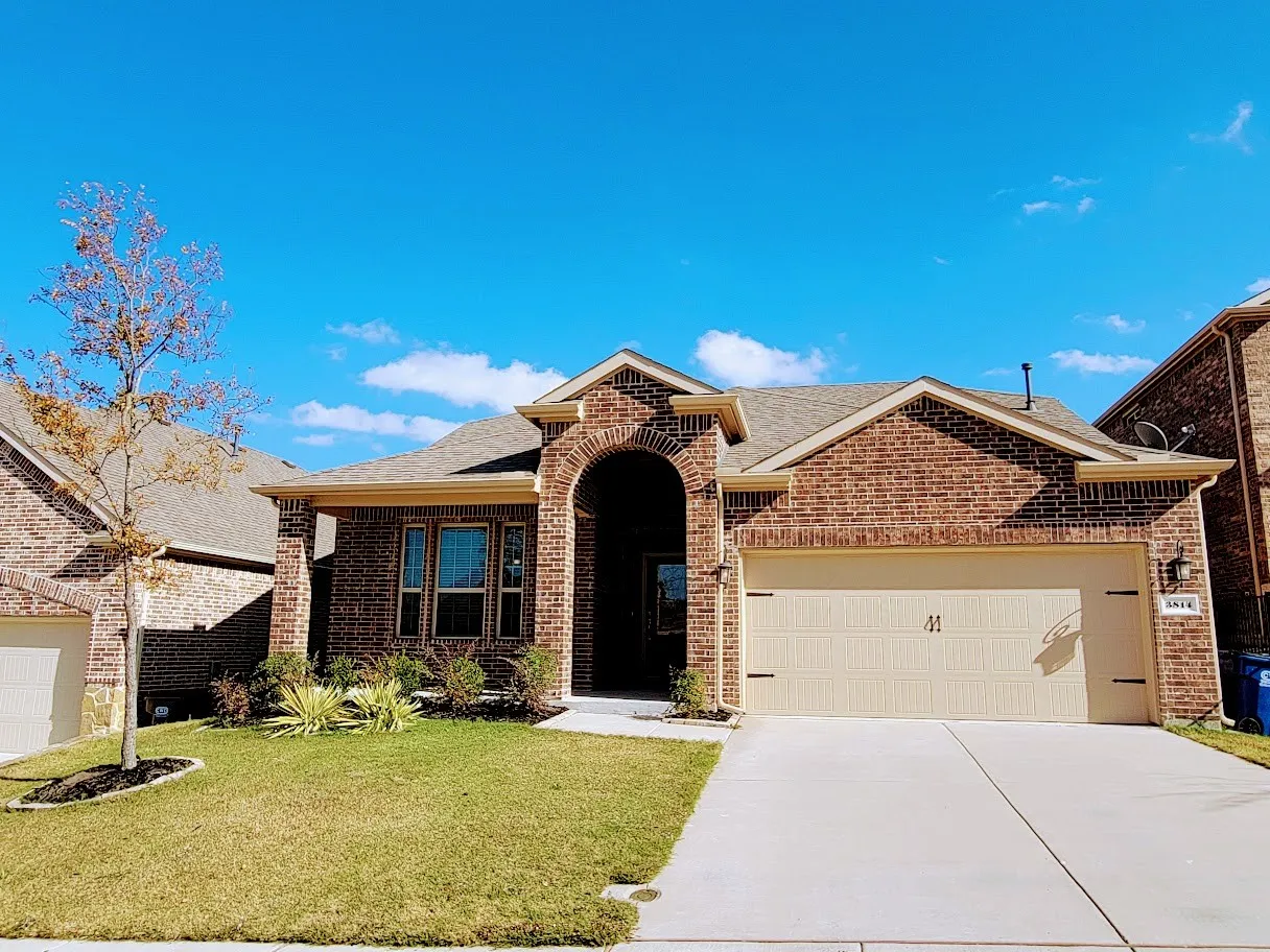 Single Family Residence For Rent in Collin County , 3814 Bastrop Street, Melissa, Texas 75454, 4 Bedroom, 3 Bathroom, 2 Garage spaces, 2,540 Sqft, built in 2018, mls#21375698, Real Estate Agent in Melissa, Homes For Rent in Collin county, Homes For Rent in Melissa, Realtor in Melissa Texas, Real Estate Brokerage Independent Realty Texas, Luminita Cordes Realtor