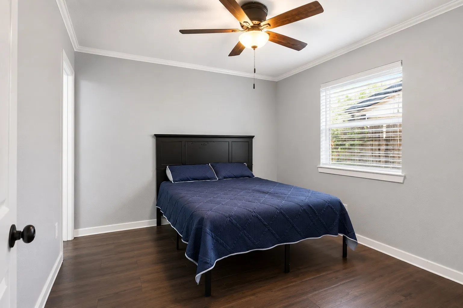 Single Family Residence For Sale in Dallas County , 1417 Morrison Drive, Garland, Texas 75040, 4 Bedroom, 2 Bathroom, Garage spaces, 1,270 Sqft, built in 1971, mls#21372768, Real Estate Agent in Garland, Homes For Sale in Dallas county, Homes For Sale in Garland, Realtor in Garland Texas, Real Estate Brokerage Independent Realty Texas, Luminita Cordes Realtor