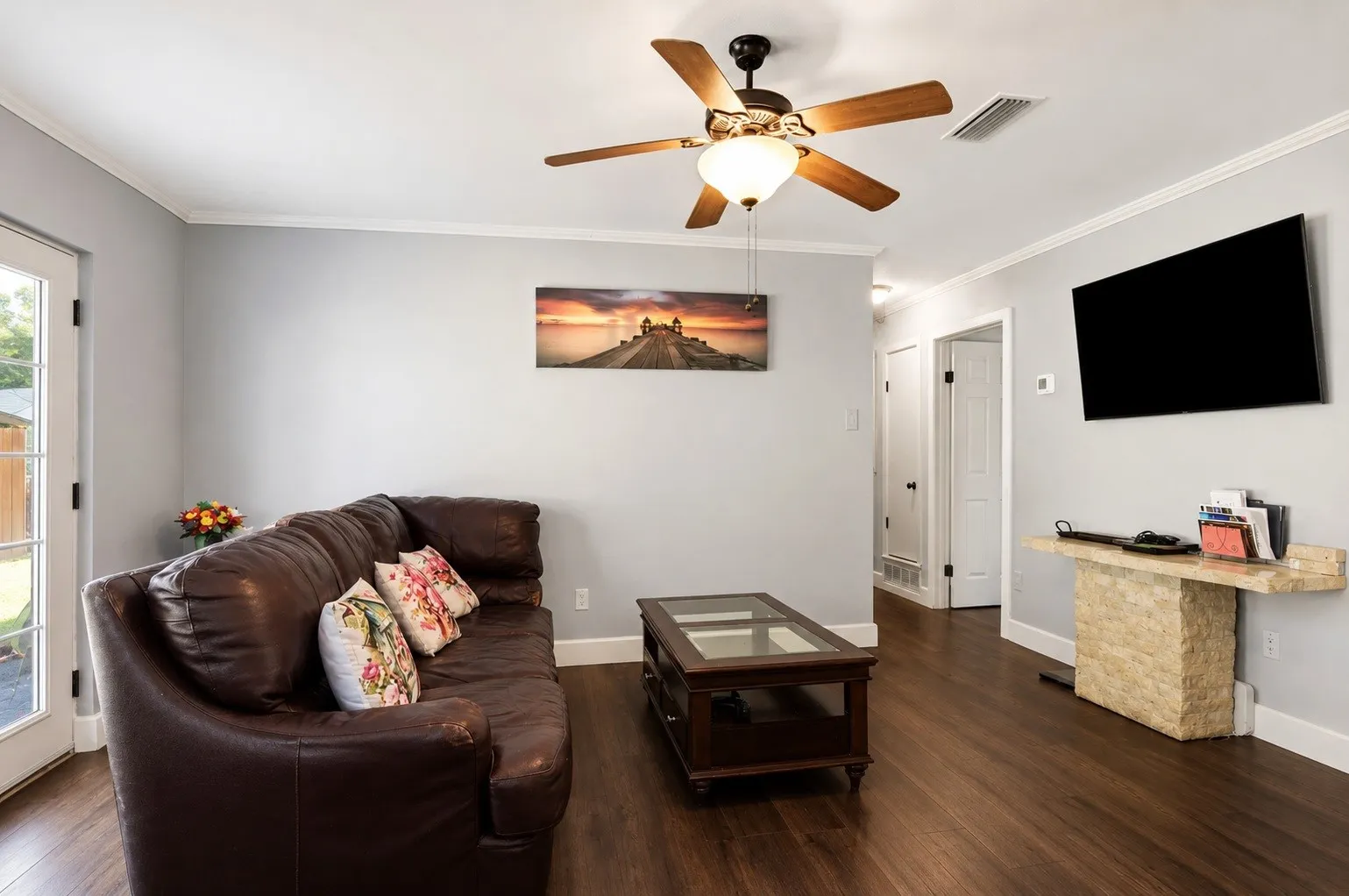 Single Family Residence For Sale in Dallas County , 1417 Morrison Drive, Garland, Texas 75040, 4 Bedroom, 2 Bathroom, Garage spaces, 1,270 Sqft, built in 1971, mls#21372768, Real Estate Agent in Garland, Homes For Sale in Dallas county, Homes For Sale in Garland, Realtor in Garland Texas, Real Estate Brokerage Independent Realty Texas, Luminita Cordes Realtor