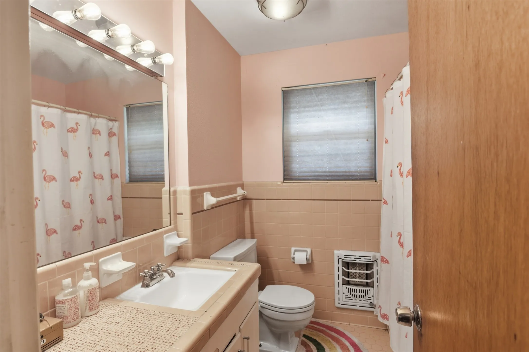 Single Family Residence For Sale in Dallas County , 1545 W Pentagon Parkway, Dallas, Texas 75224, 3 Bedroom, 2 Bathroom, 2 Garage spaces, 1,620 Sqft, built in 1960, mls#21374286, Real Estate Agent in Dallas, Homes For Sale in Dallas county, Homes For Sale in Dallas, Realtor in Dallas Texas, Real Estate Brokerage Independent Realty Texas, Luminita Cordes Realtor