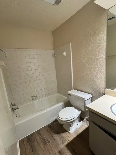 Duplex For Rent in Tarrant County , 1049 Cottonwood Trail, Benbrook, Texas 76126, 2 Bedroom, 2 Bathroom, Garage spaces, 1,100 Sqft, built in 1980, mls#21376107, Real Estate Agent in Benbrook, Homes For Rent in Tarrant county, Homes For Rent in Benbrook, Realtor in Benbrook Texas, Real Estate Brokerage Independent Realty Texas, Luminita Cordes Realtor