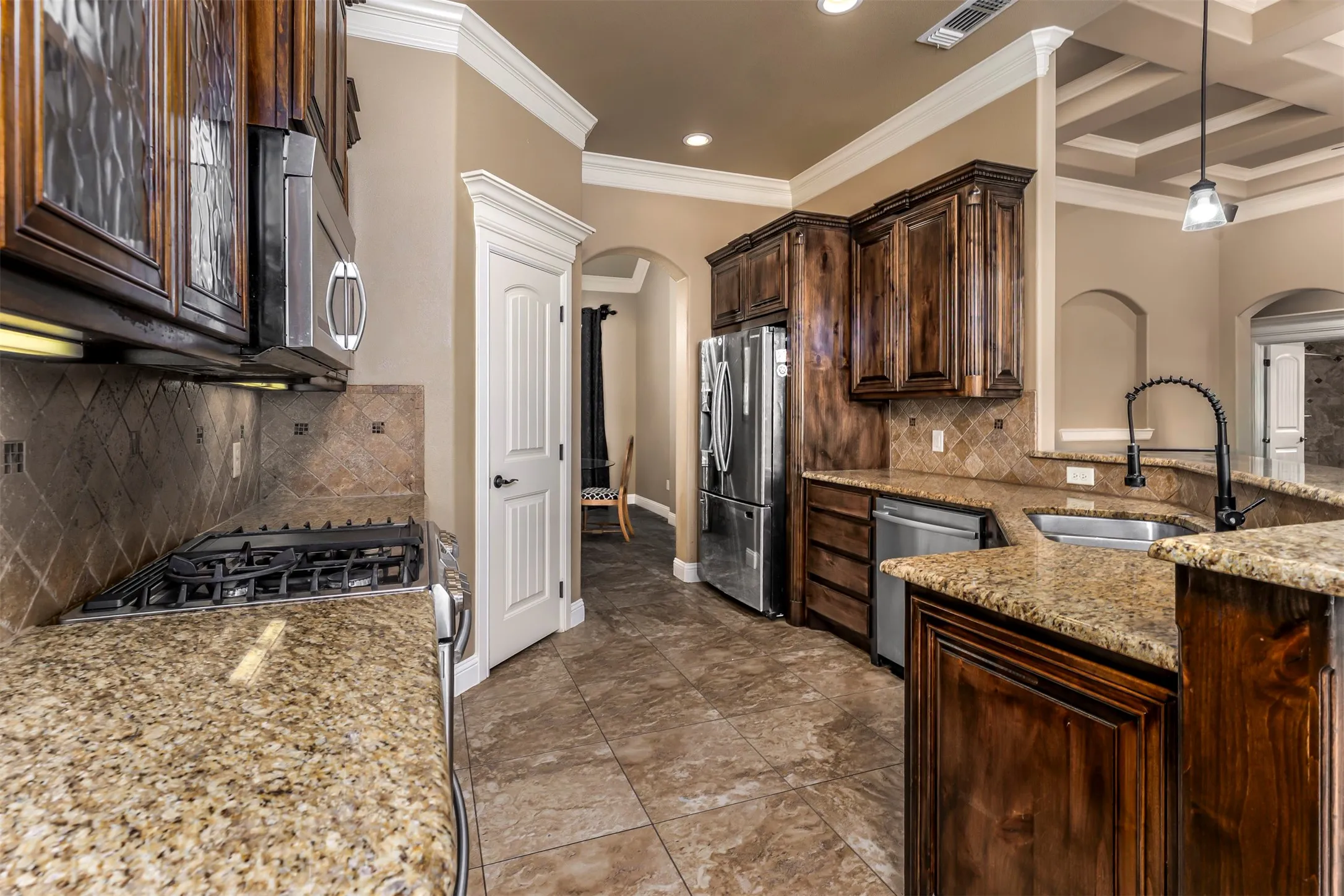 Single Family Residence For Sale in Hood County , 3224 Ferry Boat Lane, Granbury, Texas 76049, 4 Bedroom, 3 Bathroom, 2 Garage spaces, 2,372 Sqft, built in 2011, mls#21376111, Real Estate Agent in Granbury, Homes For Sale in Hood county, Homes For Sale in Granbury, Realtor in Granbury Texas, Real Estate Brokerage Independent Realty Texas, Luminita Cordes Realtor