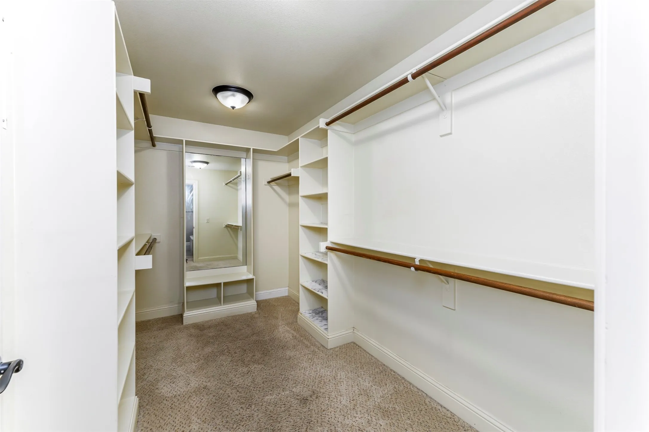 Single Family Residence For Sale in Hood County , 3224 Ferry Boat Lane, Granbury, Texas 76049, 4 Bedroom, 3 Bathroom, 2 Garage spaces, 2,372 Sqft, built in 2011, mls#21376111, Real Estate Agent in Granbury, Homes For Sale in Hood county, Homes For Sale in Granbury, Realtor in Granbury Texas, Real Estate Brokerage Independent Realty Texas, Luminita Cordes Realtor