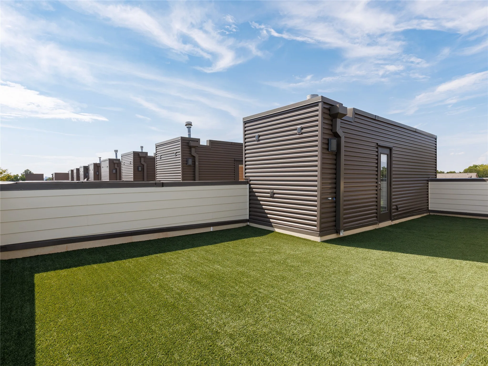 Rooftop Deck overlooking Oak Lawn