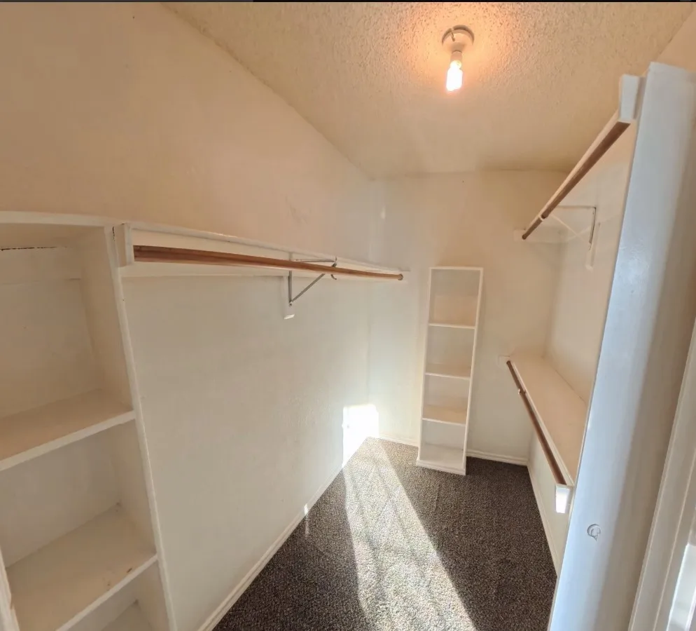 Single Family Residence For Rent in Dallas County , 1454 Cromwell Court, Lancaster, Texas 75134, 4 Bedroom, 3 Bathroom, 2 Garage spaces, 2,249 Sqft, built in 1990, mls#21375951, Real Estate Agent in Lancaster, Homes For Rent in Dallas county, Homes For Rent in Lancaster, Realtor in Lancaster Texas, Real Estate Brokerage Independent Realty Texas, Luminita Cordes Realtor