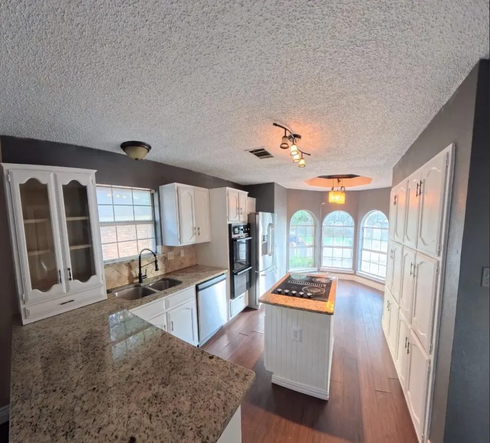 Single Family Residence For Rent in Dallas County , 1454 Cromwell Court, Lancaster, Texas 75134, 4 Bedroom, 3 Bathroom, 2 Garage spaces, 2,249 Sqft, built in 1990, mls#21375951, Real Estate Agent in Lancaster, Homes For Rent in Dallas county, Homes For Rent in Lancaster, Realtor in Lancaster Texas, Real Estate Brokerage Independent Realty Texas, Luminita Cordes Realtor
