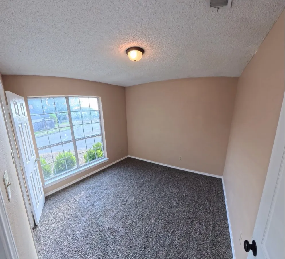 Single Family Residence For Rent in Dallas County , 1454 Cromwell Court, Lancaster, Texas 75134, 4 Bedroom, 3 Bathroom, 2 Garage spaces, 2,249 Sqft, built in 1990, mls#21375951, Real Estate Agent in Lancaster, Homes For Rent in Dallas county, Homes For Rent in Lancaster, Realtor in Lancaster Texas, Real Estate Brokerage Independent Realty Texas, Luminita Cordes Realtor