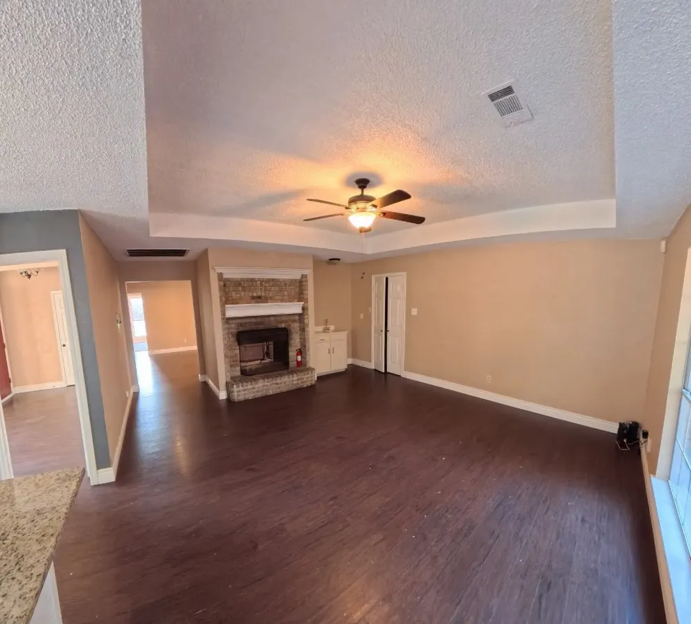 Single Family Residence For Rent in Dallas County , 1454 Cromwell Court, Lancaster, Texas 75134, 4 Bedroom, 3 Bathroom, 2 Garage spaces, 2,249 Sqft, built in 1990, mls#21375951, Real Estate Agent in Lancaster, Homes For Rent in Dallas county, Homes For Rent in Lancaster, Realtor in Lancaster Texas, Real Estate Brokerage Independent Realty Texas, Luminita Cordes Realtor