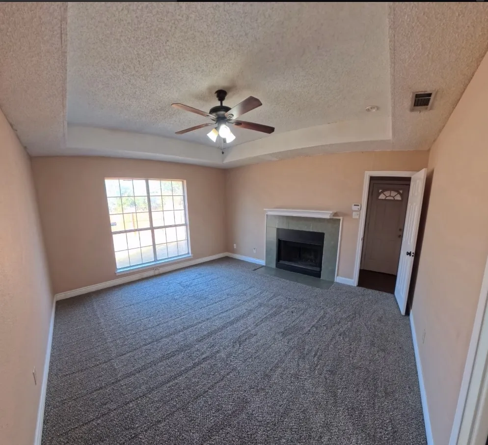 Single Family Residence For Rent in Dallas County , 1454 Cromwell Court, Lancaster, Texas 75134, 4 Bedroom, 3 Bathroom, 2 Garage spaces, 2,249 Sqft, built in 1990, mls#21375951, Real Estate Agent in Lancaster, Homes For Rent in Dallas county, Homes For Rent in Lancaster, Realtor in Lancaster Texas, Real Estate Brokerage Independent Realty Texas, Luminita Cordes Realtor