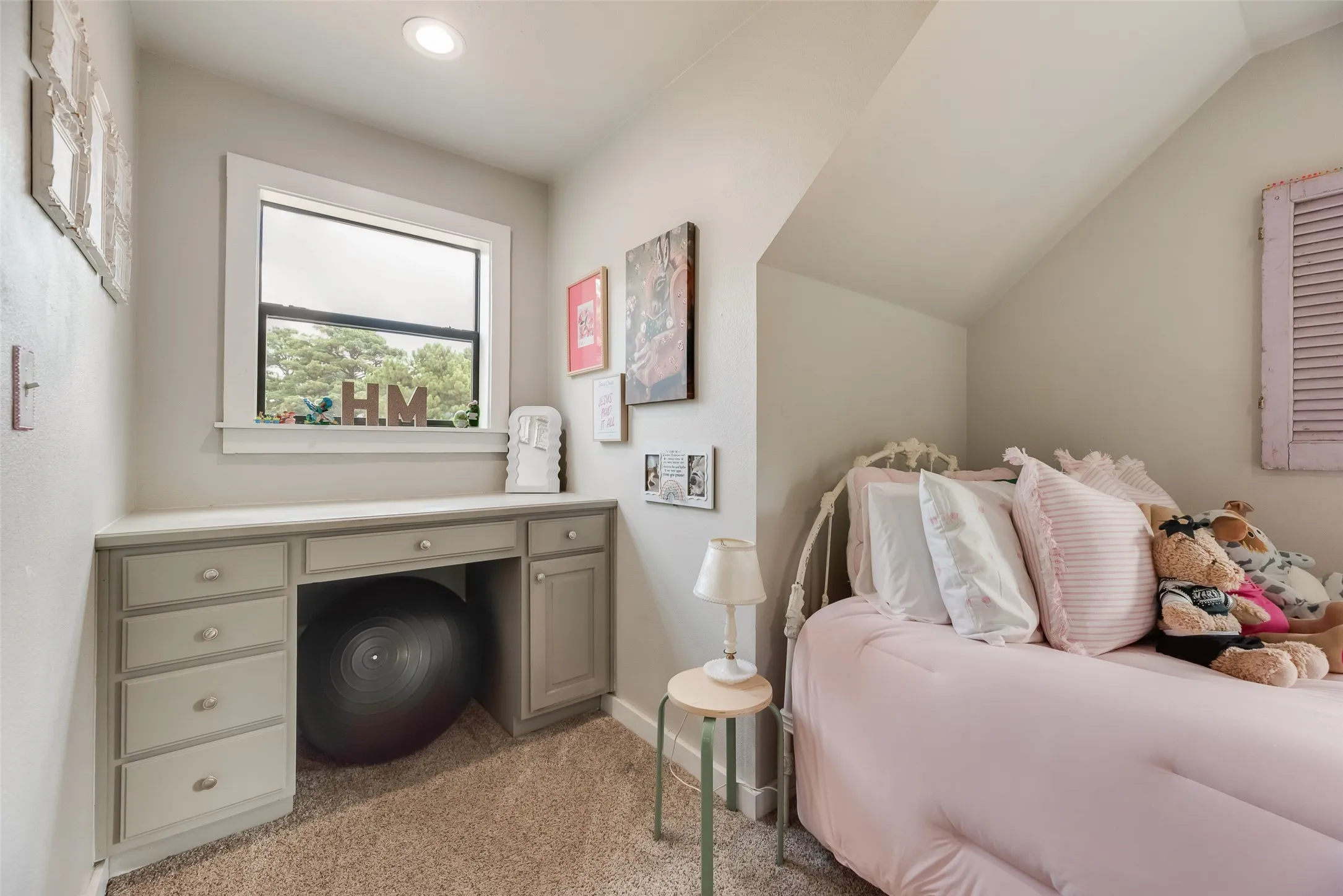 Bedroom 2 with built in desk