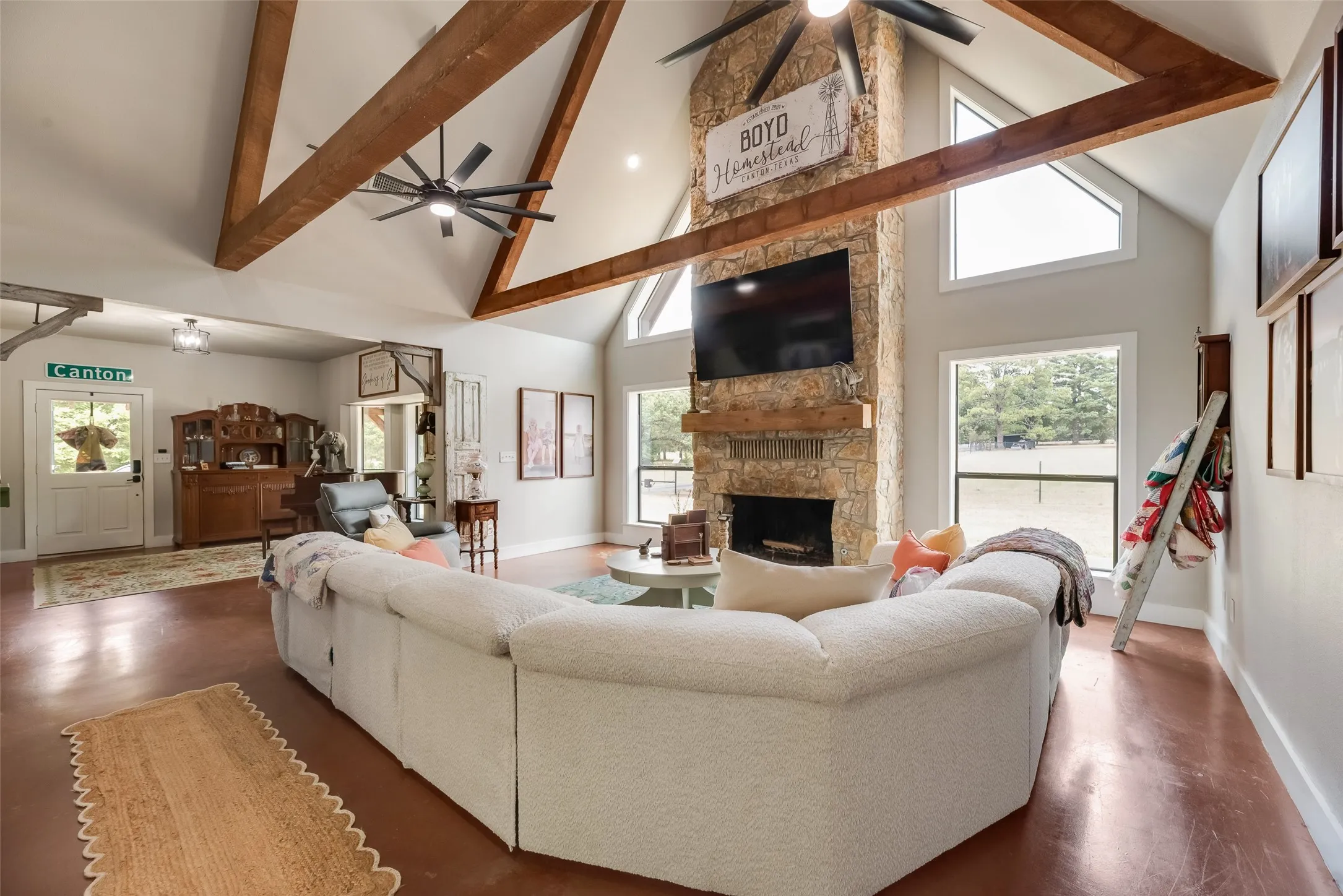 Living area with attached area that could be a formal dining
