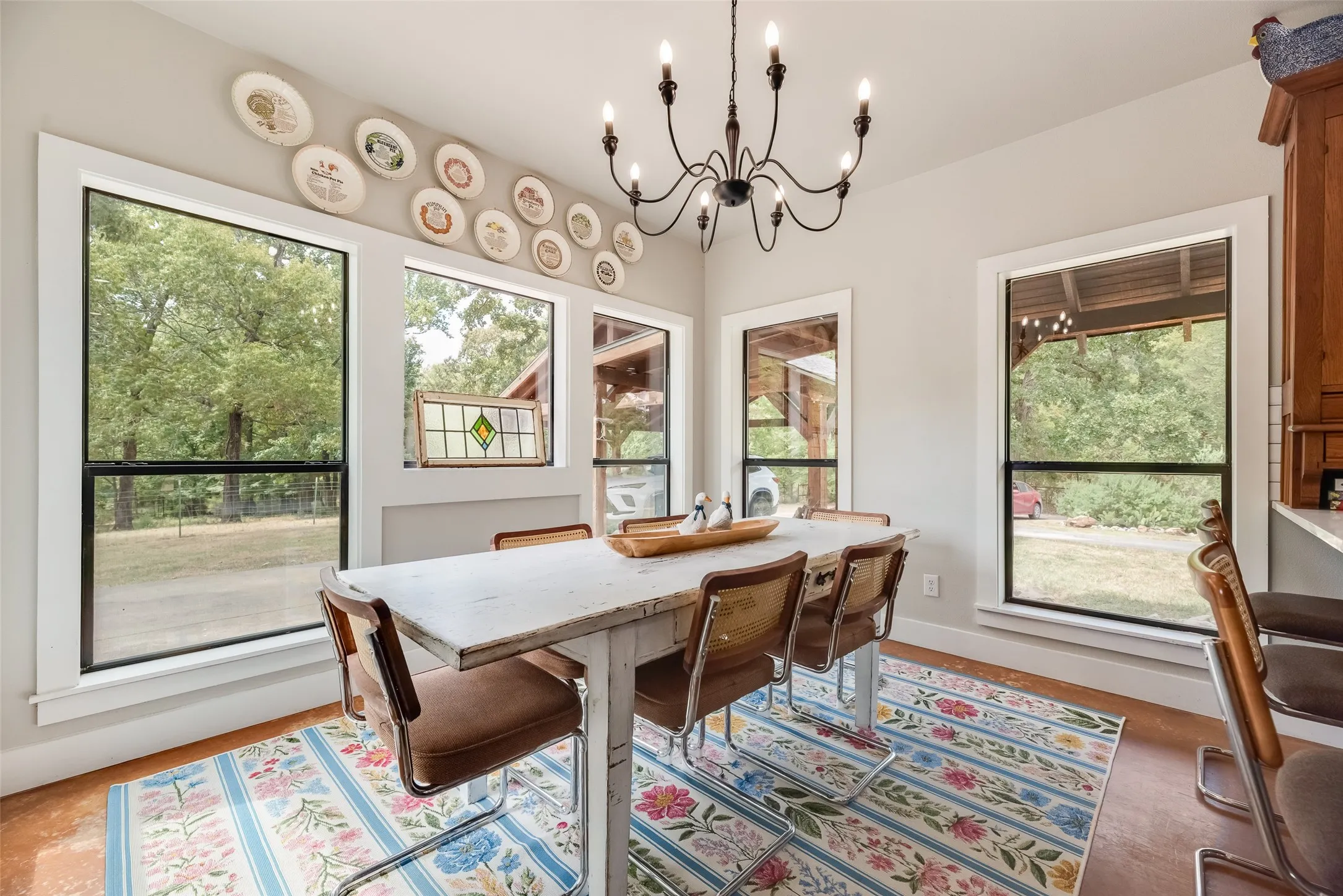 Breakfast nook