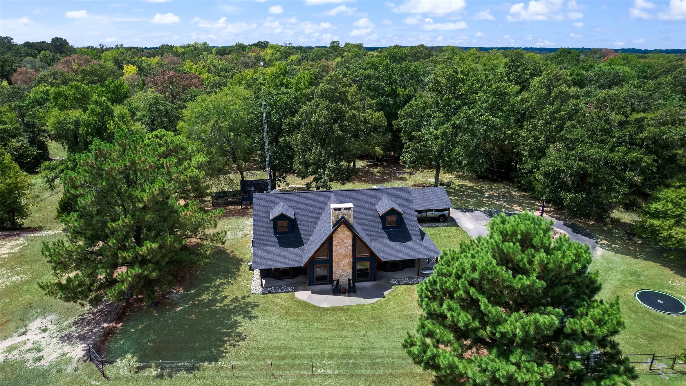 Single Family Residence For Sale in Van Zandt County , 23015 State Highway 64, Canton, Texas 75103, 3 Bedroom, 4 Bathroom, Garage spaces, 2,560 Sqft, built in 2003, mls#21376123, Real Estate Agent in Canton, Homes For Sale in Van Zandt county, Homes For Sale in Canton, Realtor in Canton Texas, Real Estate Brokerage Independent Realty Texas, Luminita Cordes Realtor