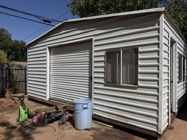 Single Family Residence For Sale in Taylor County , 1414 N Willis Street, Abilene, Texas 79603, 3 Bedroom, 2 Bathroom, 2 Garage spaces, 1,580 Sqft, built in 1957, mls#21376125, Real Estate Agent in Abilene, Homes For Sale in Taylor county, Homes For Sale in Abilene, Realtor in Abilene Texas, Real Estate Brokerage Independent Realty Texas, Luminita Cordes Realtor