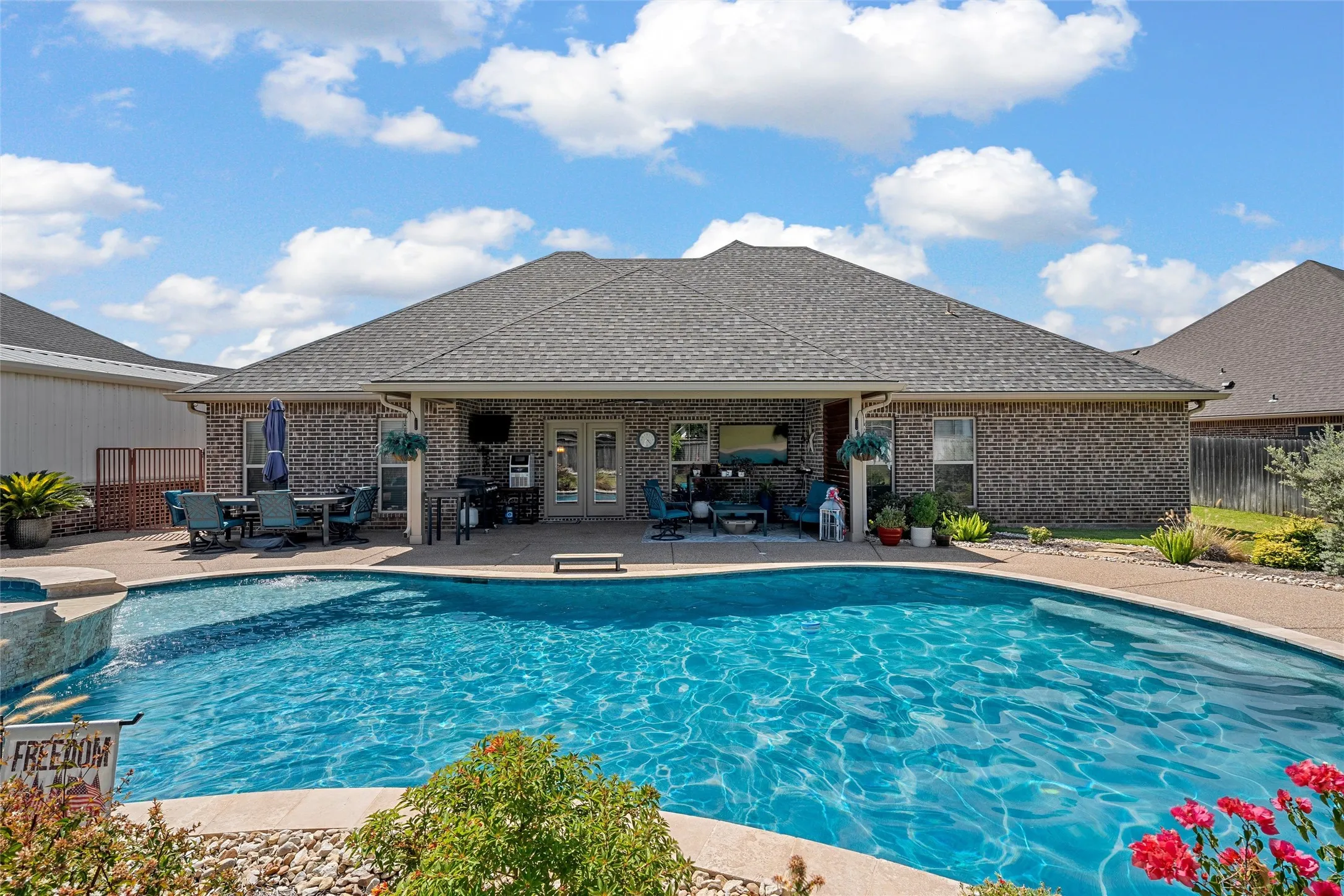 Single Family Residence For Sale in Mc Lennan County , 804 Gallant Fox, Hewitt, Texas 76643, 4 Bedroom, 3 Bathroom, 2 Garage spaces, 2,264 Sqft, built in 2020, mls#21375798, Real Estate Agent in Hewitt, Homes For Sale in Mc Lennan county, Homes For Sale in Hewitt, Realtor in Hewitt Texas, Real Estate Brokerage Independent Realty Texas, Luminita Cordes Realtor
