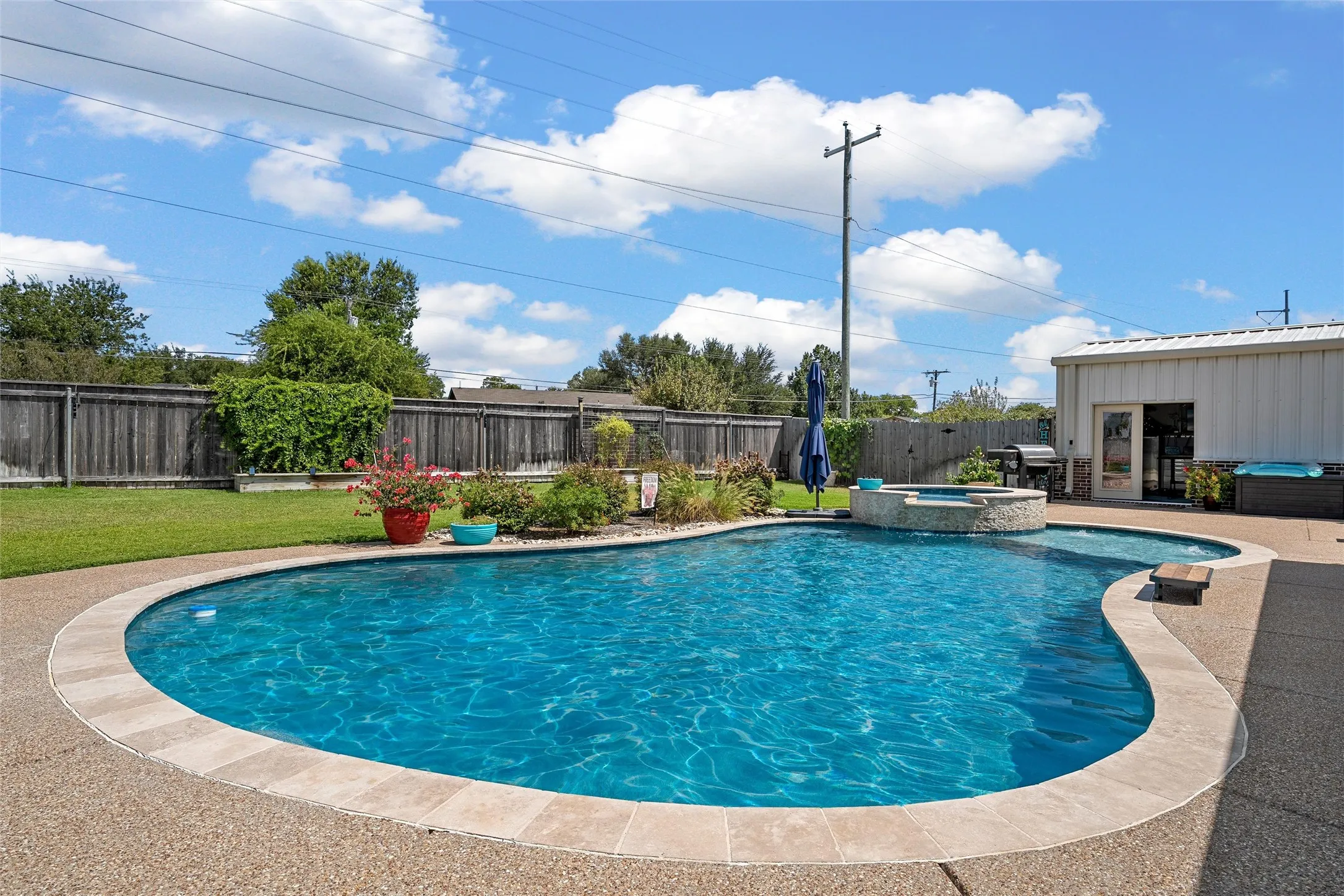 Single Family Residence For Sale in Mc Lennan County , 804 Gallant Fox, Hewitt, Texas 76643, 4 Bedroom, 3 Bathroom, 2 Garage spaces, 2,264 Sqft, built in 2020, mls#21375798, Real Estate Agent in Hewitt, Homes For Sale in Mc Lennan county, Homes For Sale in Hewitt, Realtor in Hewitt Texas, Real Estate Brokerage Independent Realty Texas, Luminita Cordes Realtor
