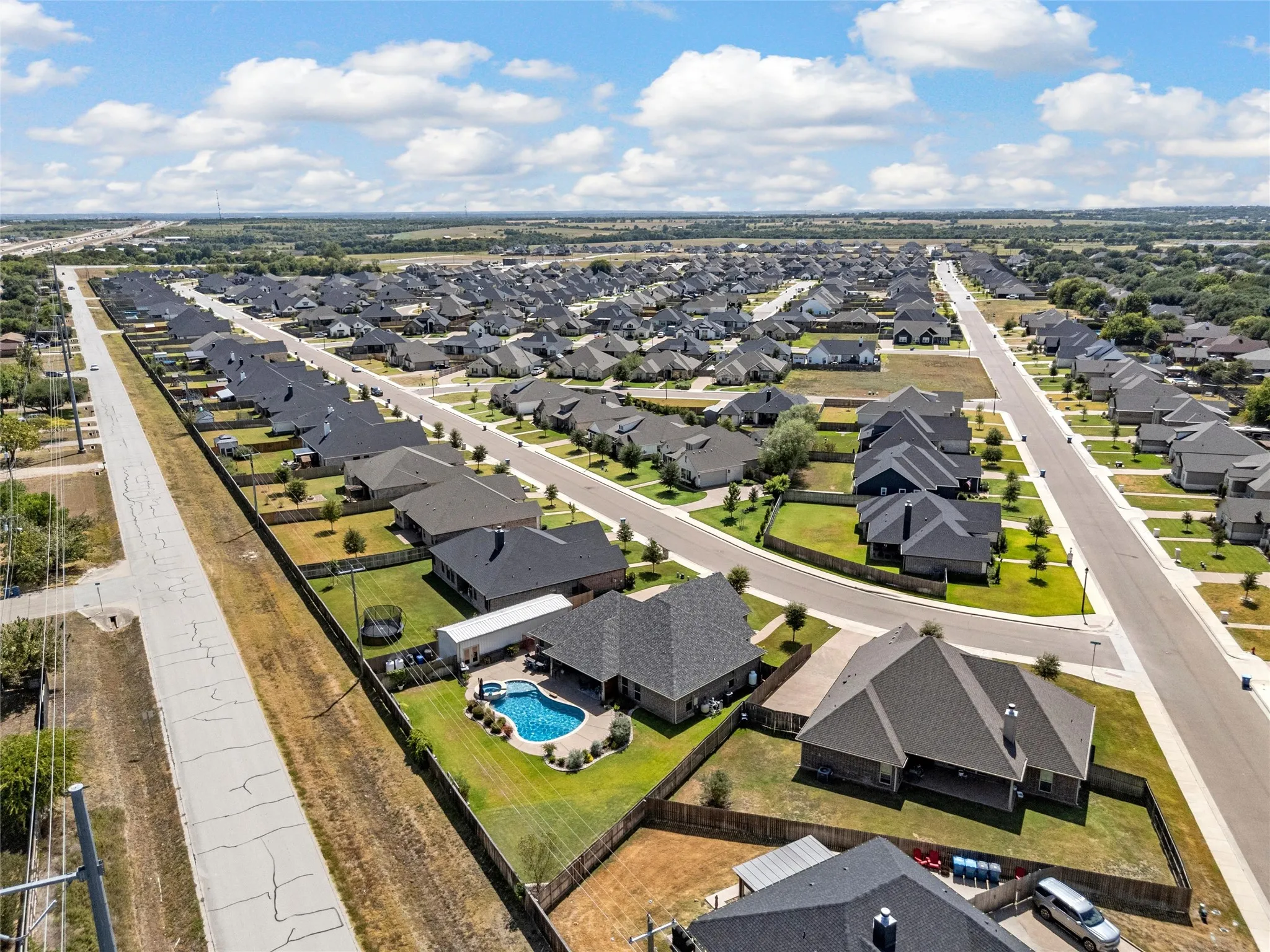 Single Family Residence For Sale in Mc Lennan County , 804 Gallant Fox, Hewitt, Texas 76643, 4 Bedroom, 3 Bathroom, 2 Garage spaces, 2,264 Sqft, built in 2020, mls#21375798, Real Estate Agent in Hewitt, Homes For Sale in Mc Lennan county, Homes For Sale in Hewitt, Realtor in Hewitt Texas, Real Estate Brokerage Independent Realty Texas, Luminita Cordes Realtor