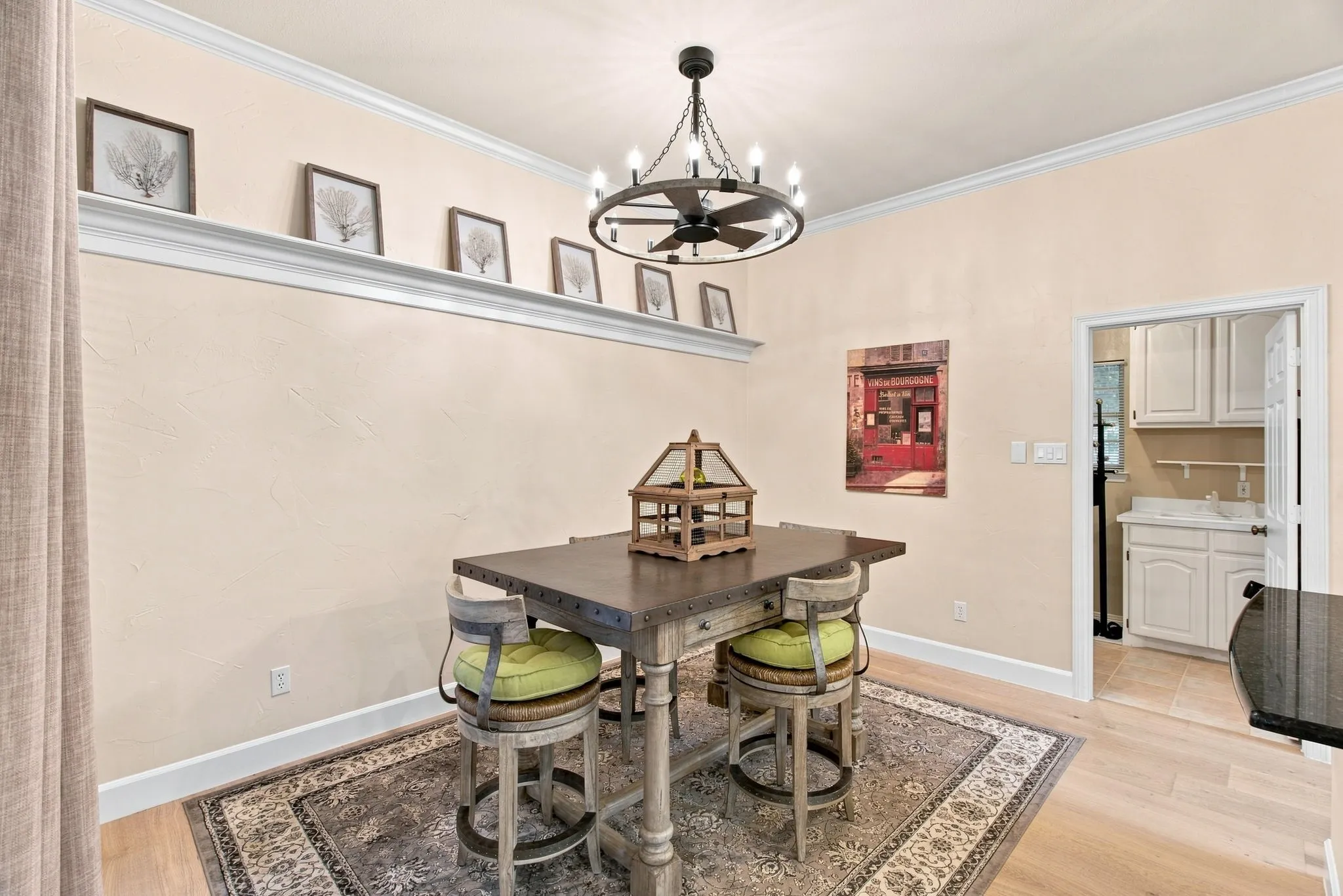 Crown molding accents with a decorative wall ledge